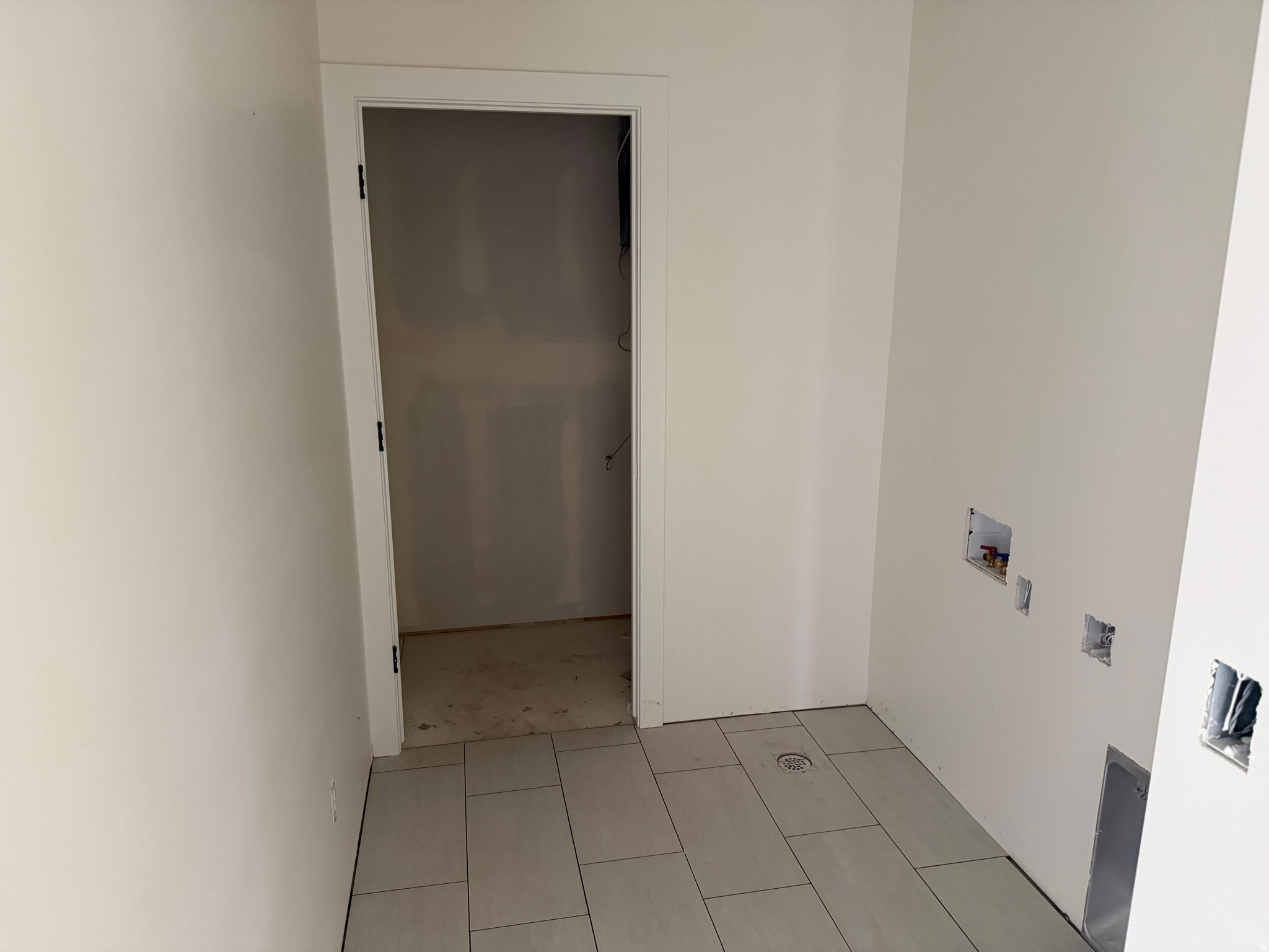 SUMMERHILL LANE - Residential