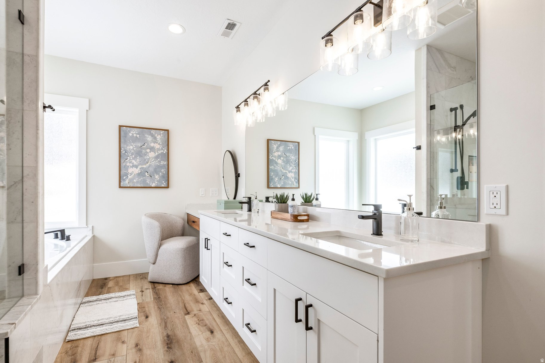 VALLEY HILLS ESTATES - Residential
