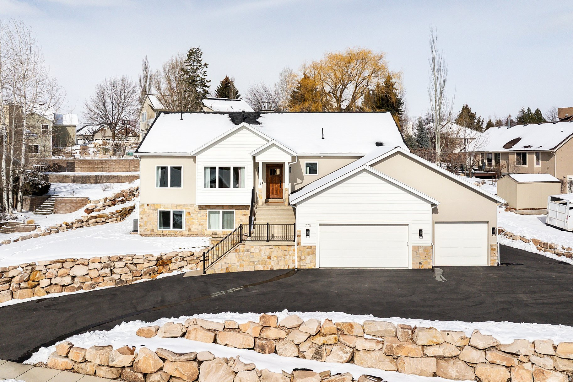 VALLEY HILLS ESTATES - Residential
