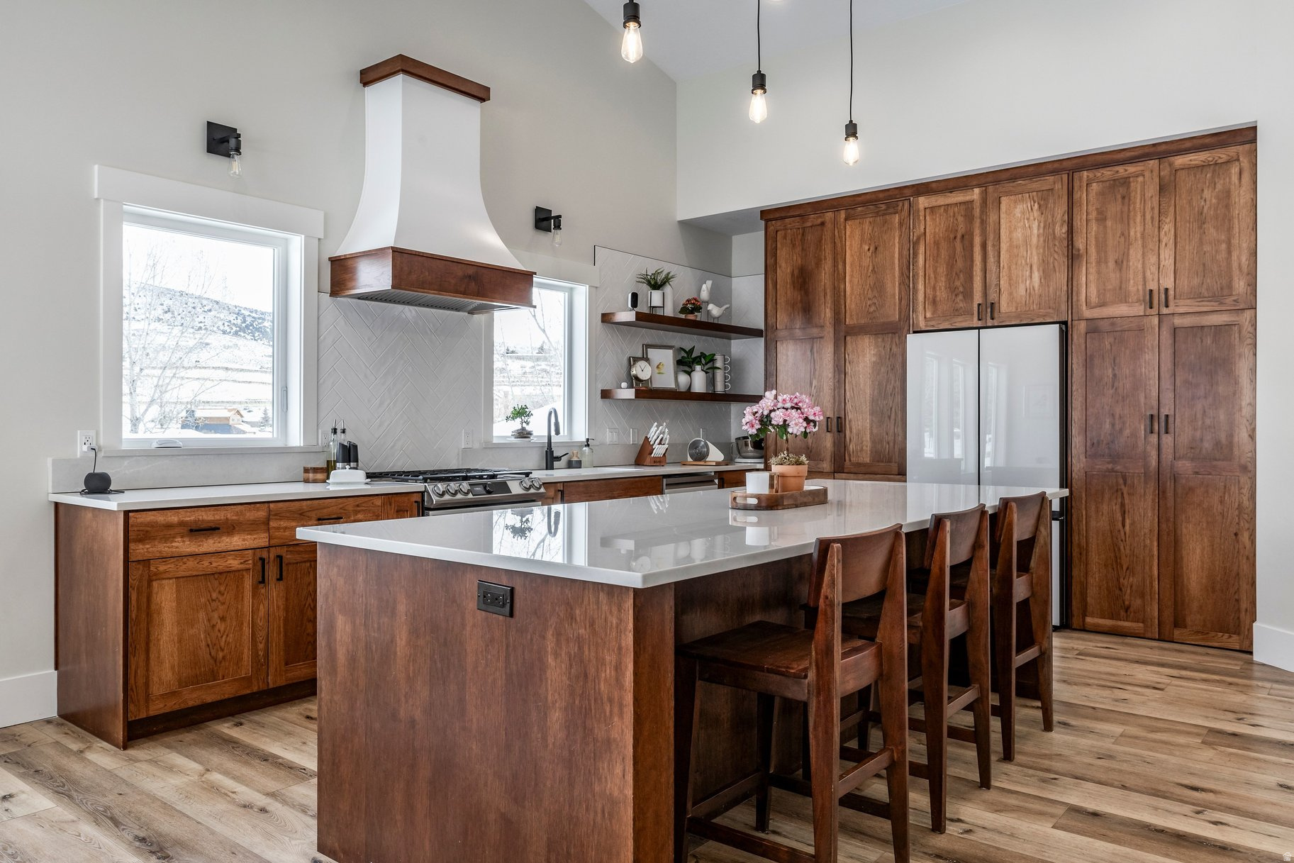VALLEY HILLS ESTATES - Residential