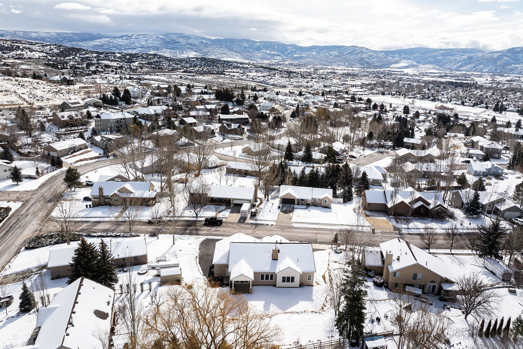 VALLEY HILLS ESTATES - Residential