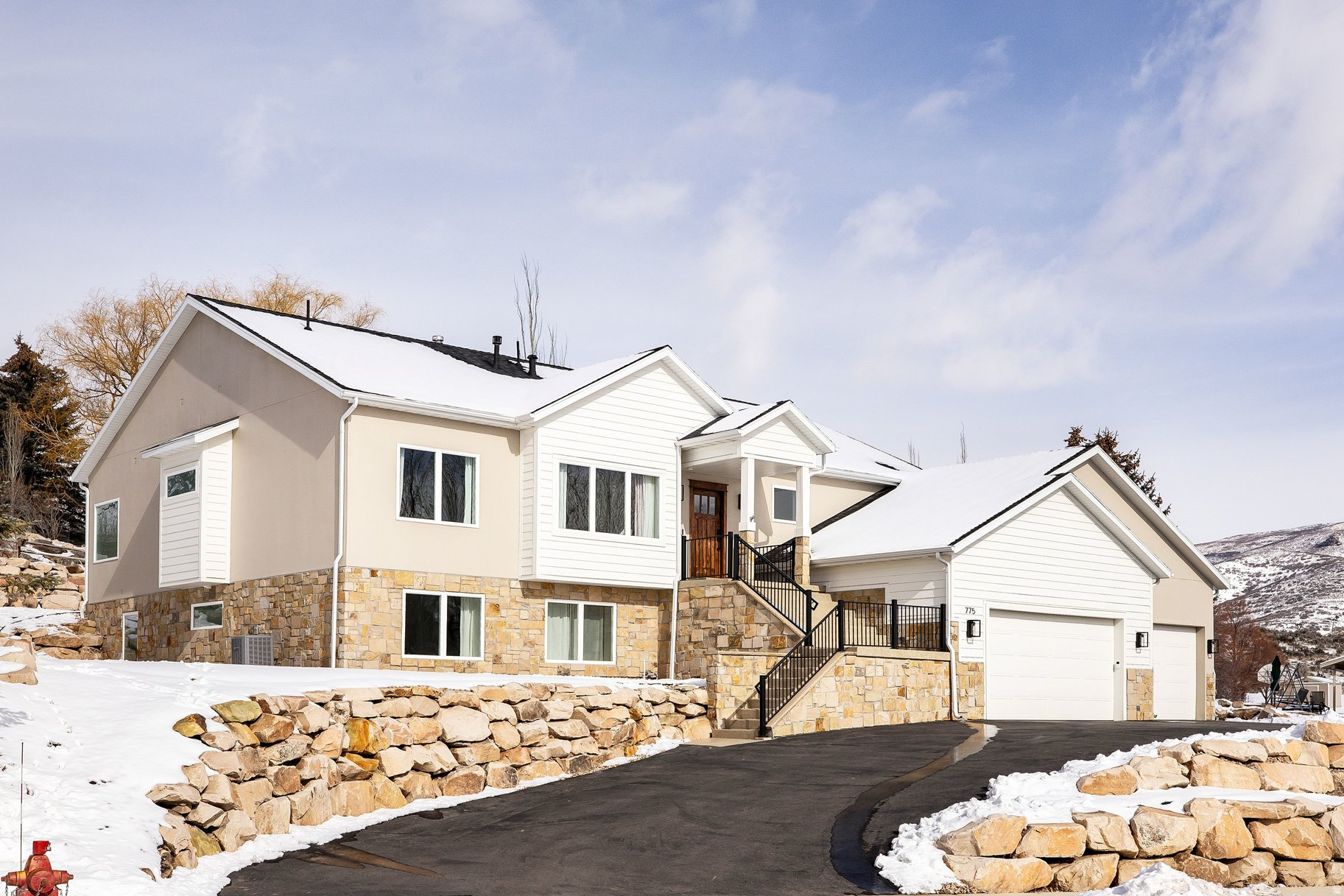 VALLEY HILLS ESTATES - Residential