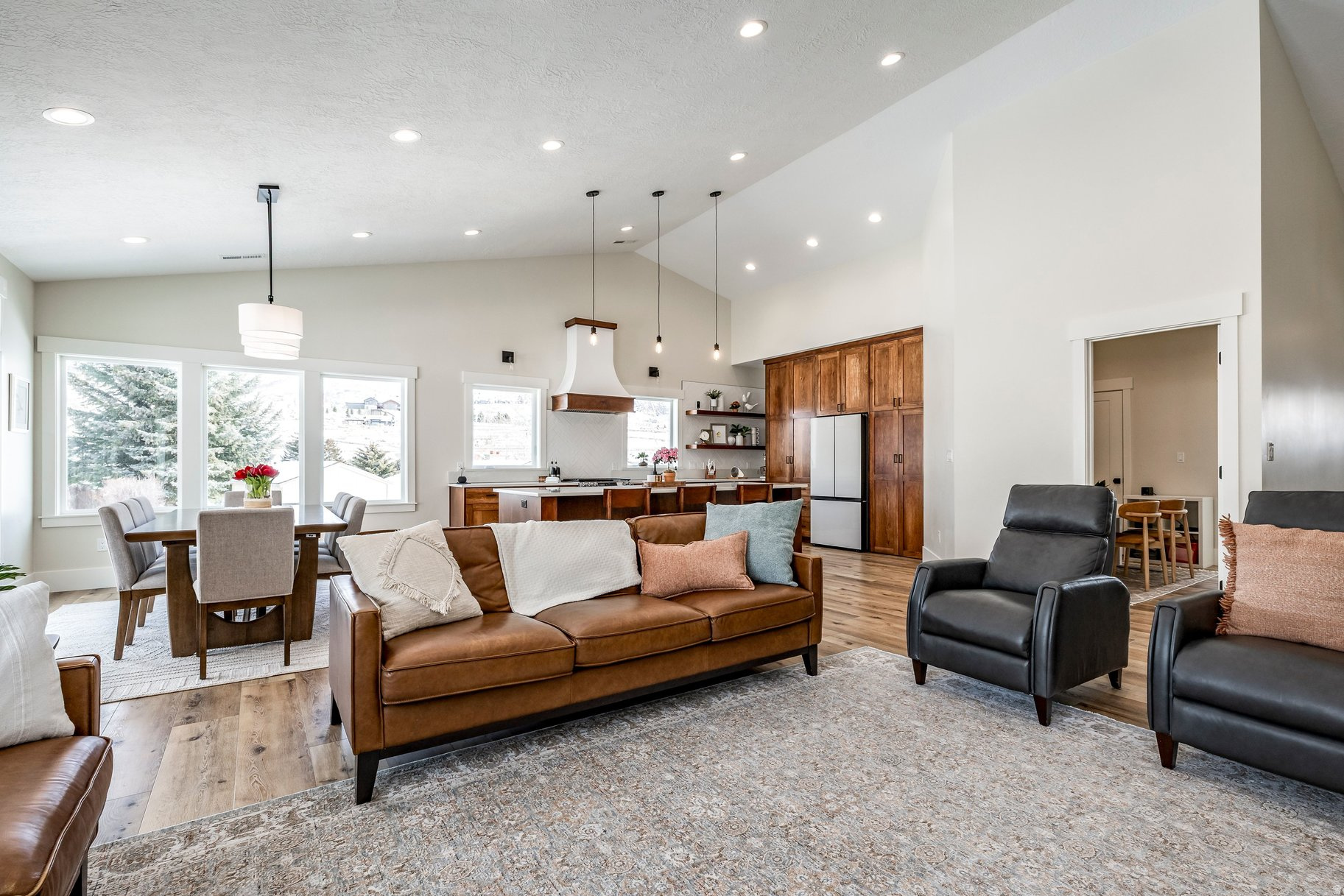 VALLEY HILLS ESTATES - Residential