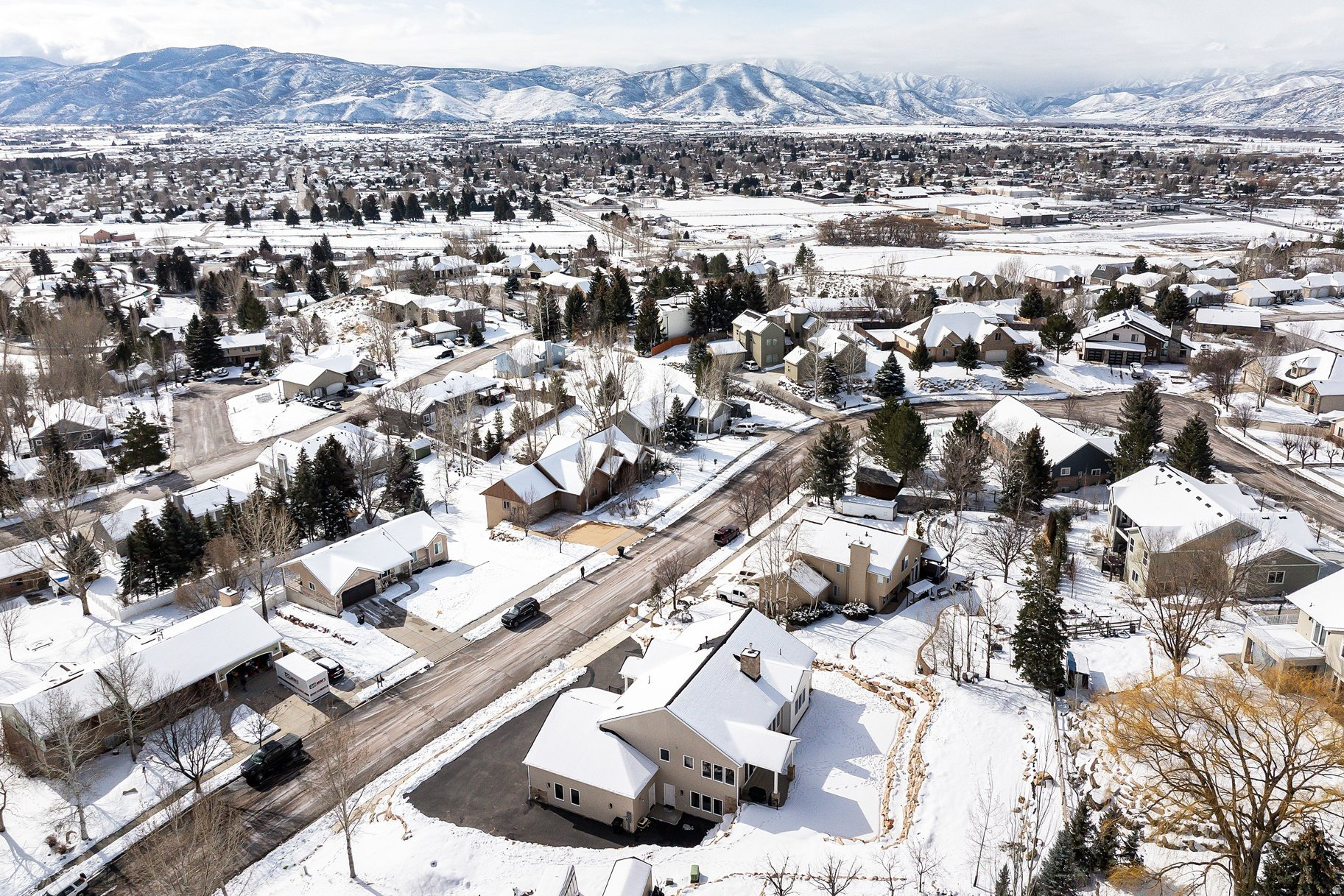 VALLEY HILLS ESTATES - Residential
