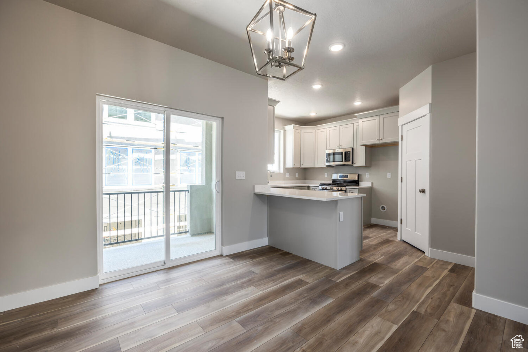 RIDGE - Residential