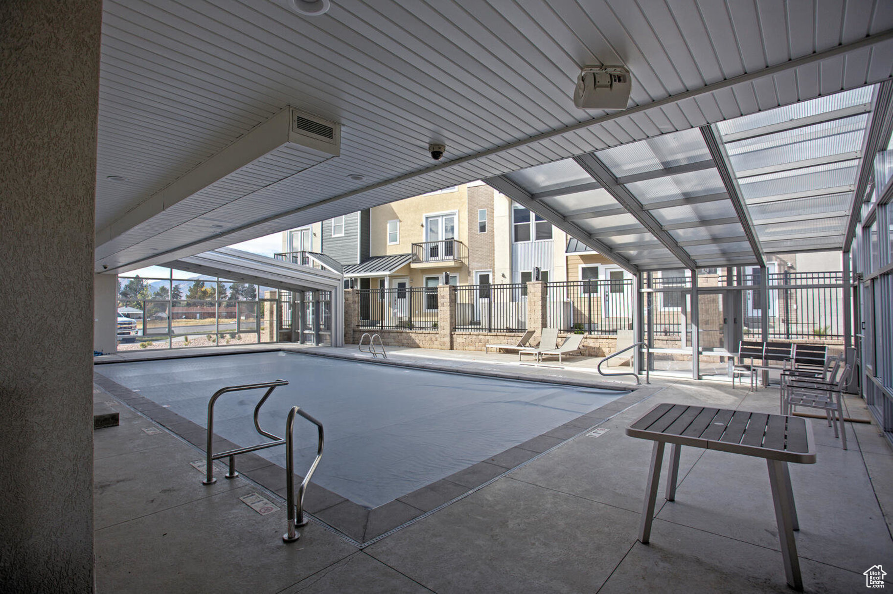 RIDGE - Residential