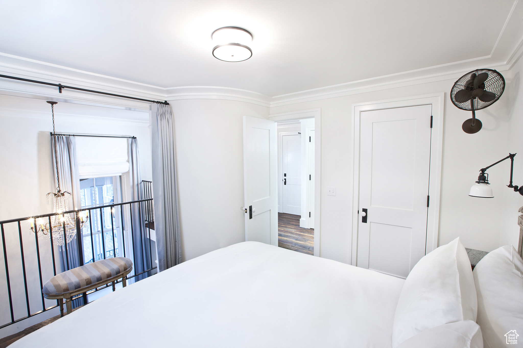 WASHINGTON SCHOOL INN REPLAT - Residential
