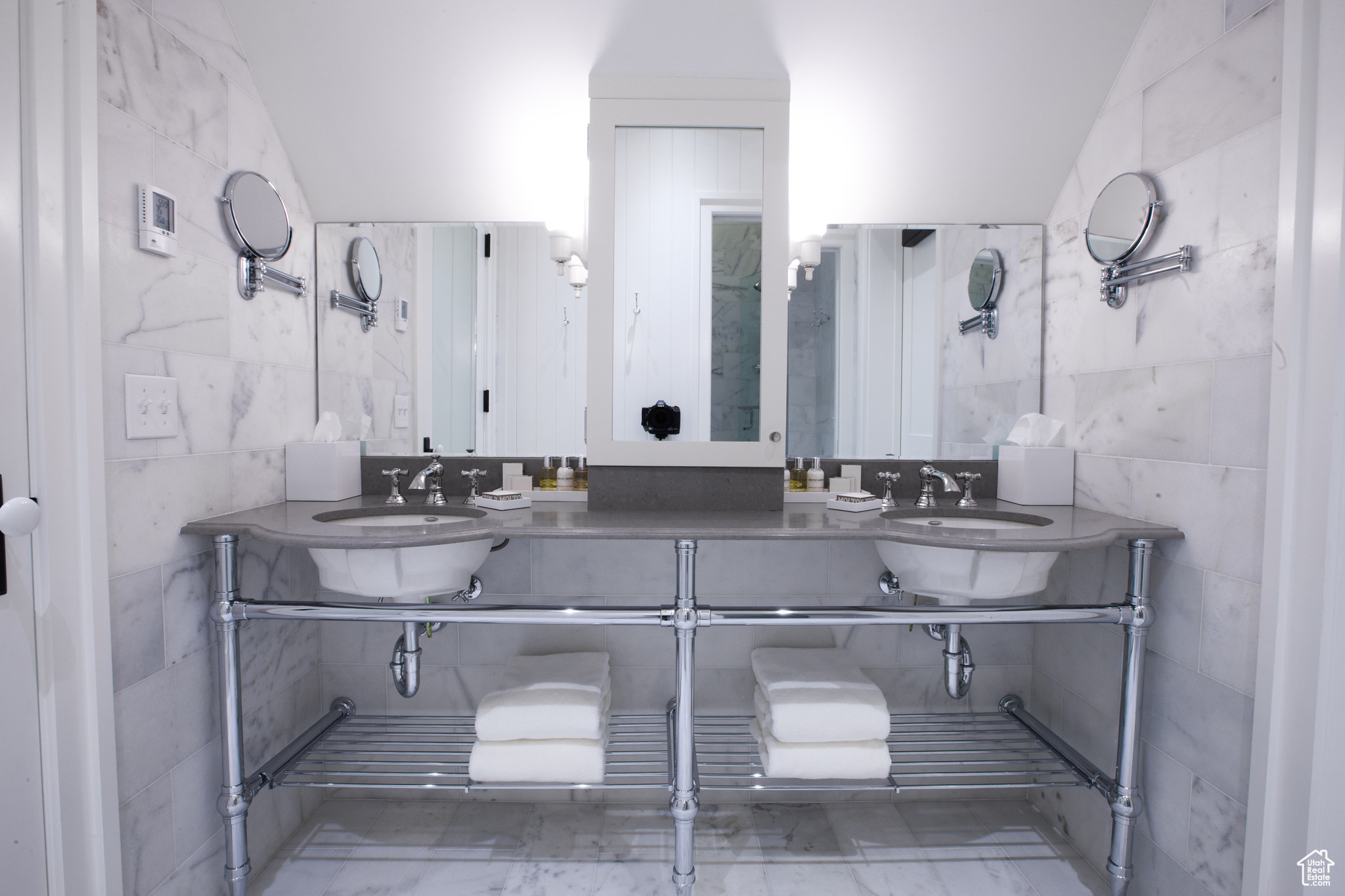 WASHINGTON SCHOOL INN REPLAT - Residential