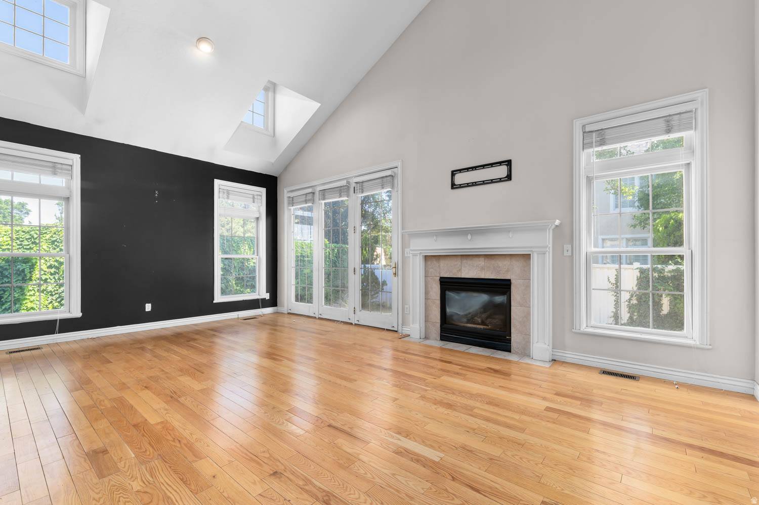 HIGHLAND - Residential