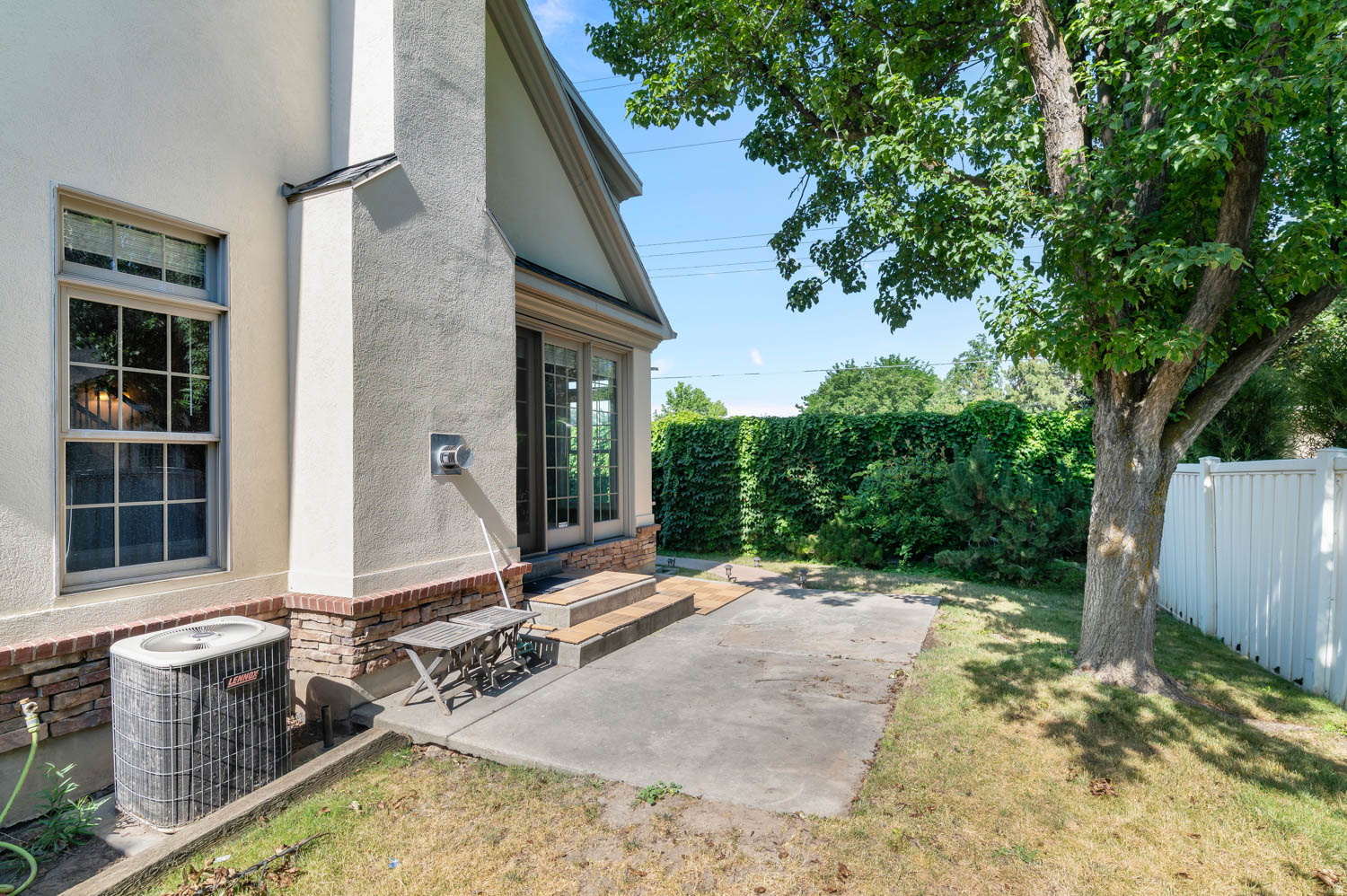 HIGHLAND - Residential