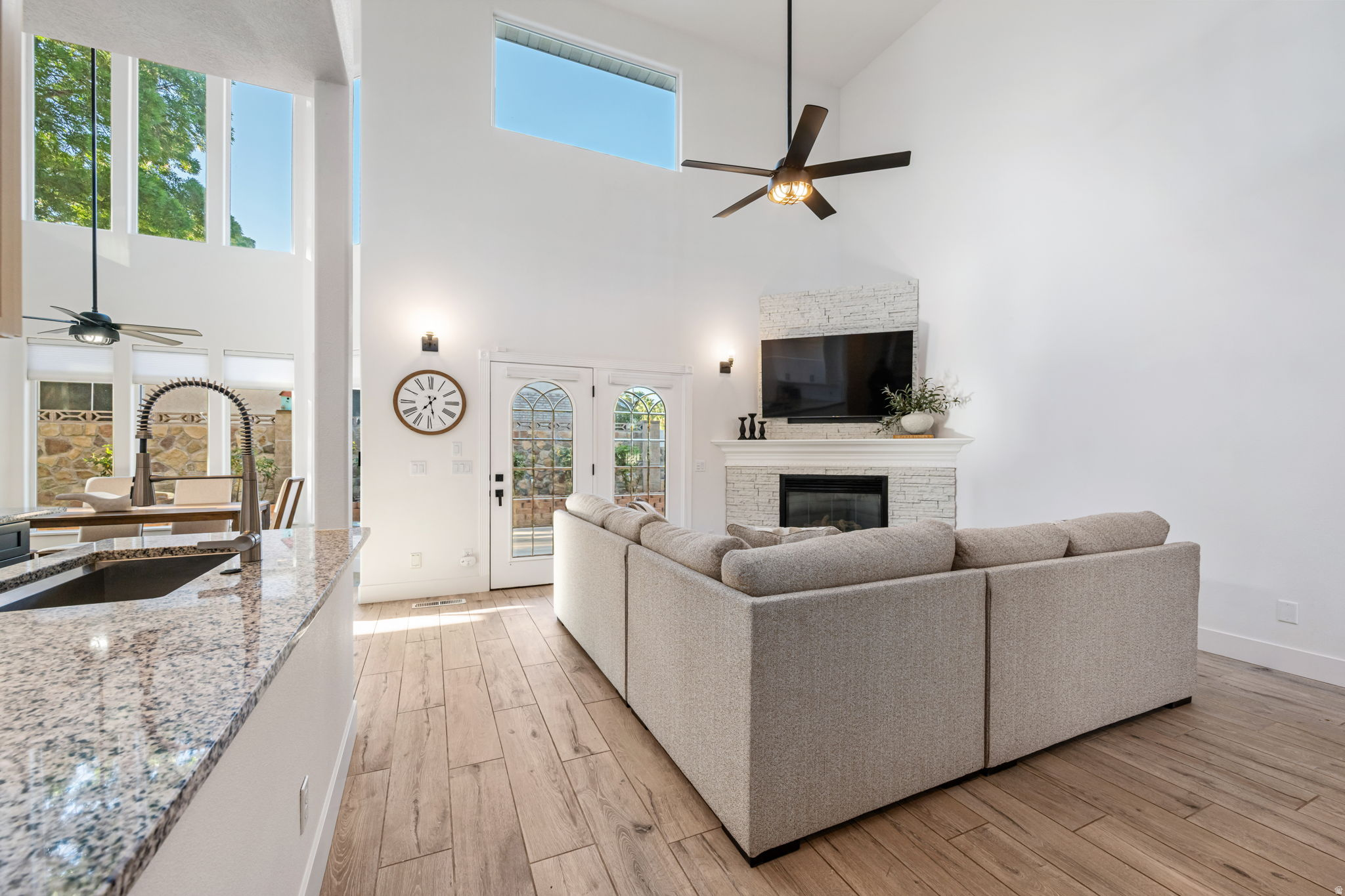 COX LANDING - Residential