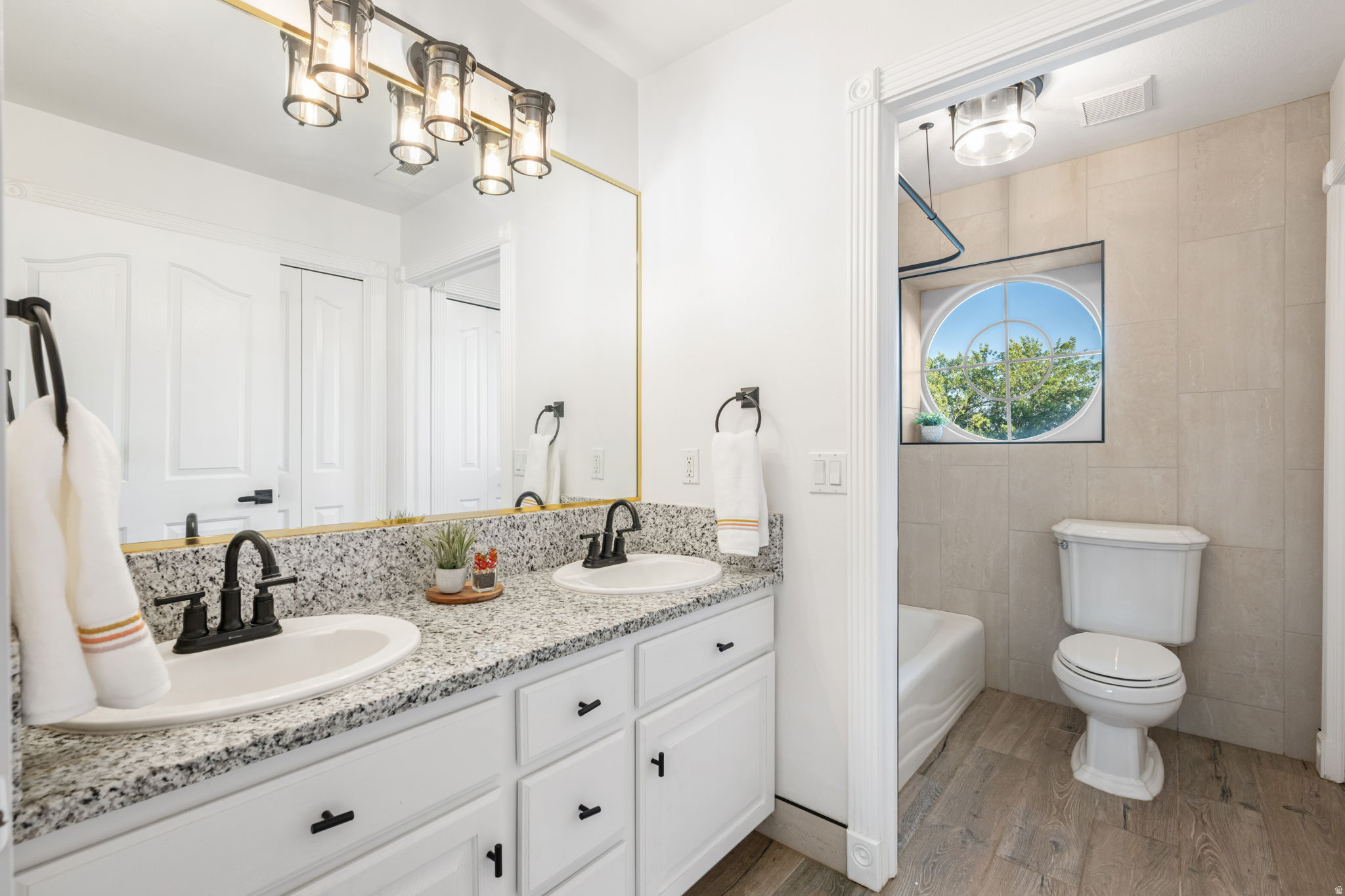 COX LANDING - Residential