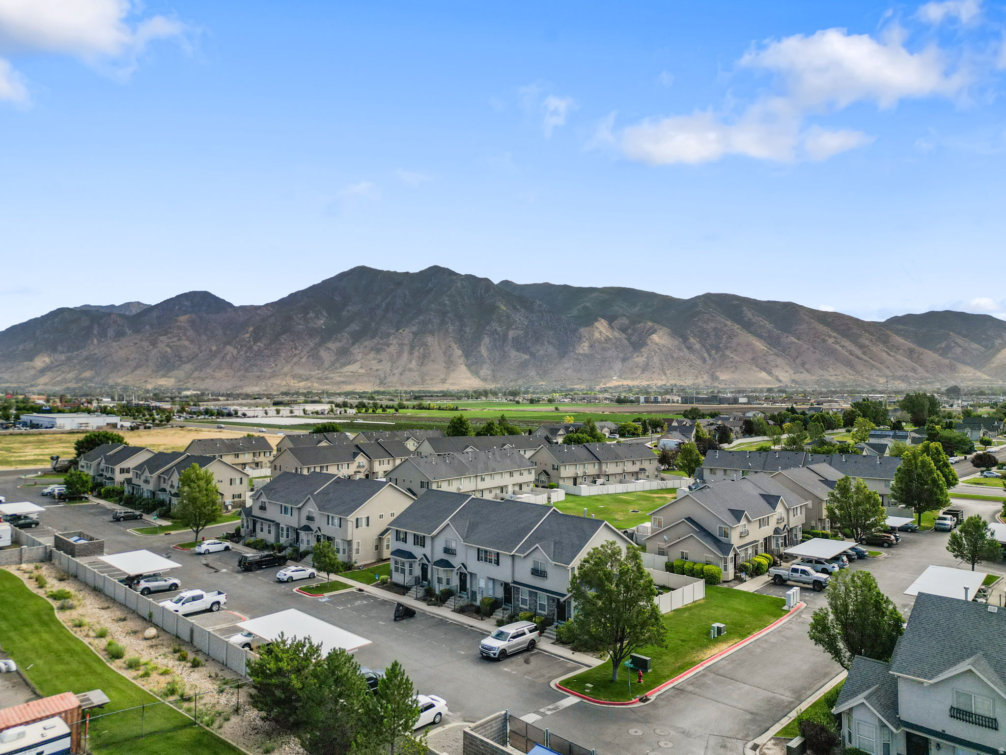 TOWNHOMES AT CAMELOT VILLAGE - Residential
