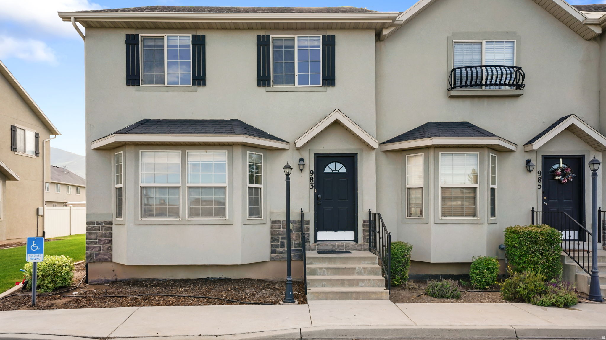 Welcome home to this beautifully updated end-row townhome offering the perfect blend of comfort, style, and convenience. Featuring 3 spacious bedrooms, 2.5 bathrooms, and an open, functional floor plan, this home is move-in ready with brand-new flooring and plush new carpet throughout. The end-unit location provides added privacy, extra natural light, and a more spacious feel. Ideally situated just minutes from I-15, you'll enjoy quick access to shopping, restaurants, parks, schools, and everyday amenities. Whether you're a first-time buyer, downsizing, or looking for an investment opportunity, this home is one you won't want to miss!