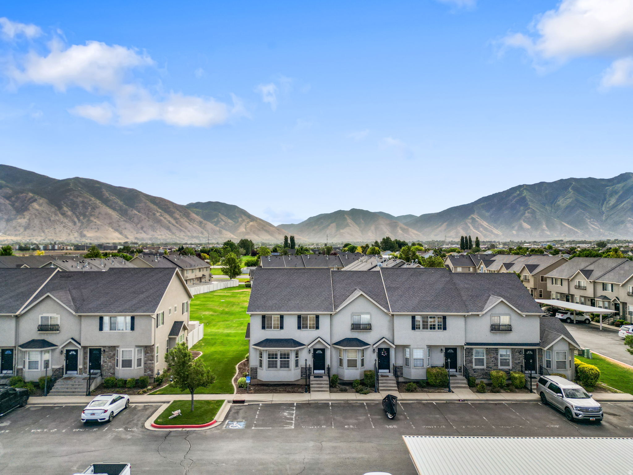 TOWNHOMES AT CAMELOT VILLAGE - Residential