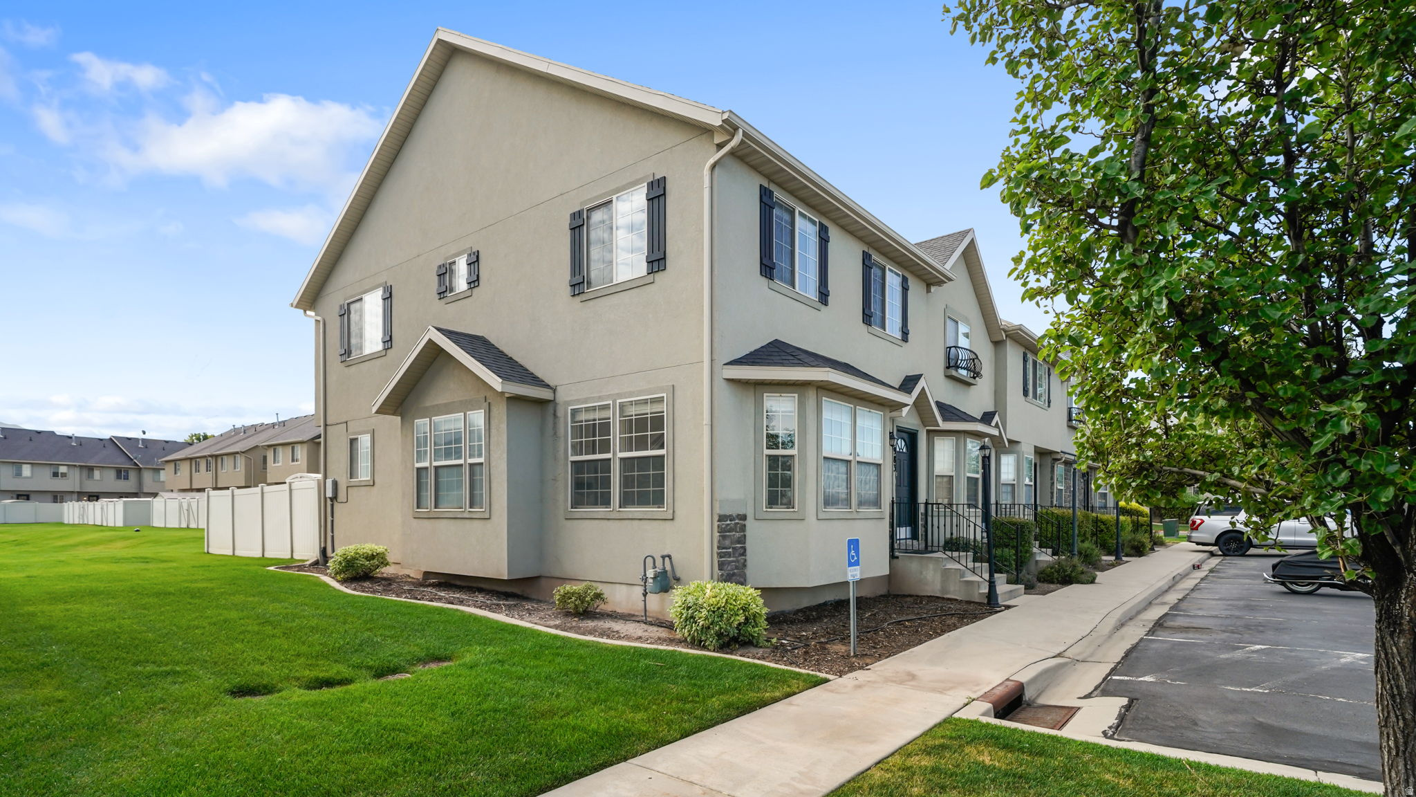 TOWNHOMES AT CAMELOT VILLAGE - Residential