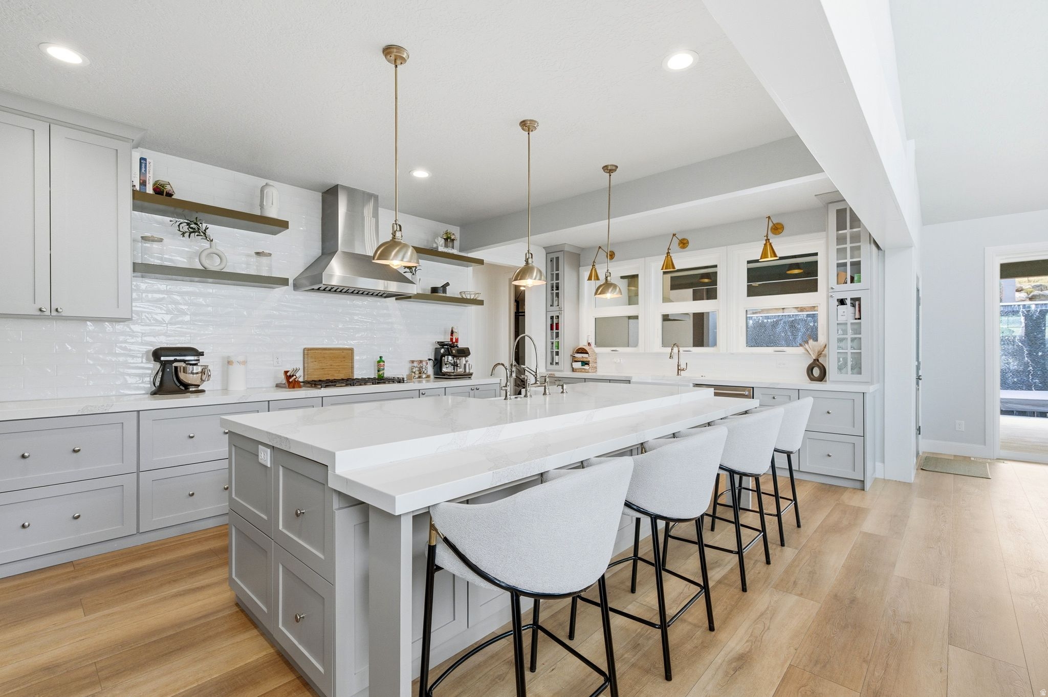NORTH POINT VIEW - Residential