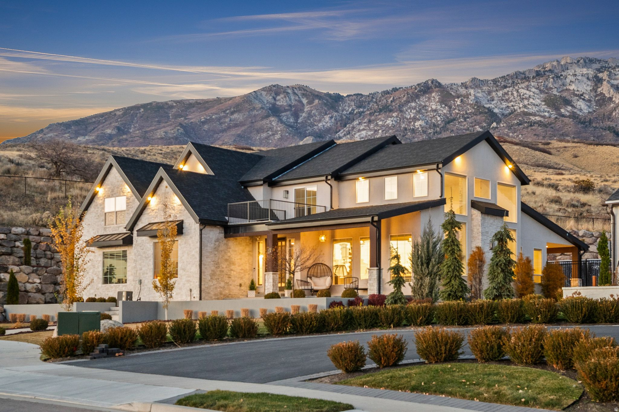 NORTH POINT VIEW - Residential