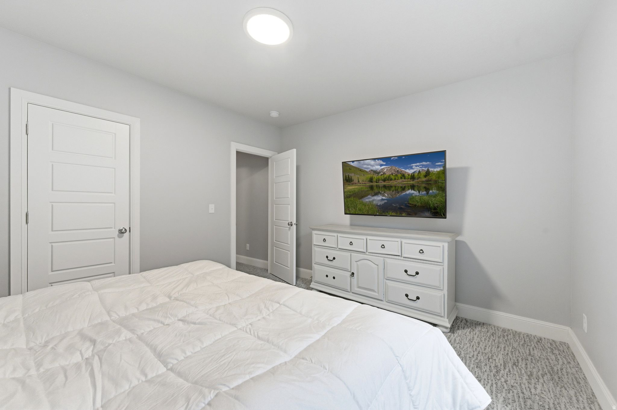 NORTH POINT VIEW - Residential