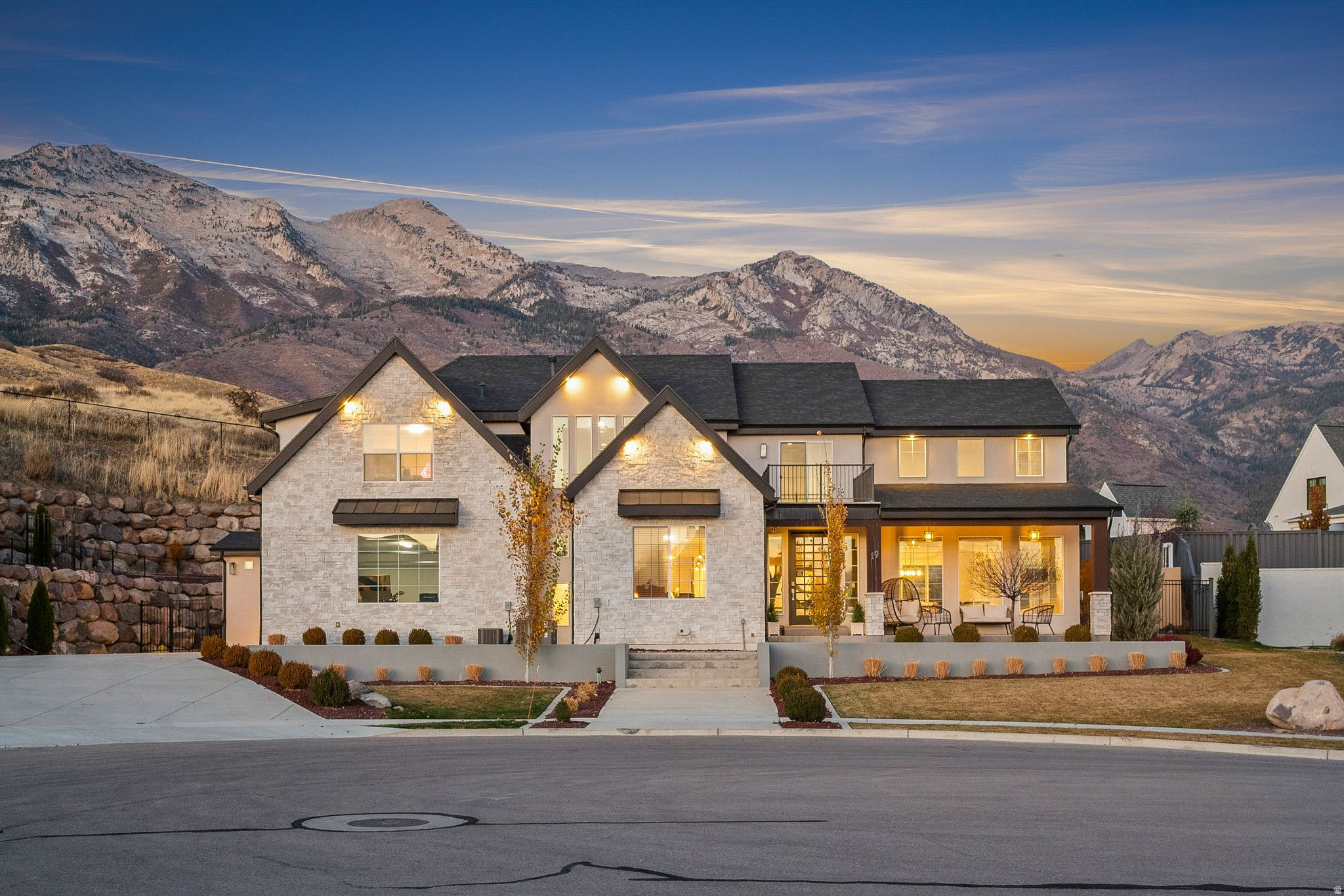 NORTH POINT VIEW - Residential
