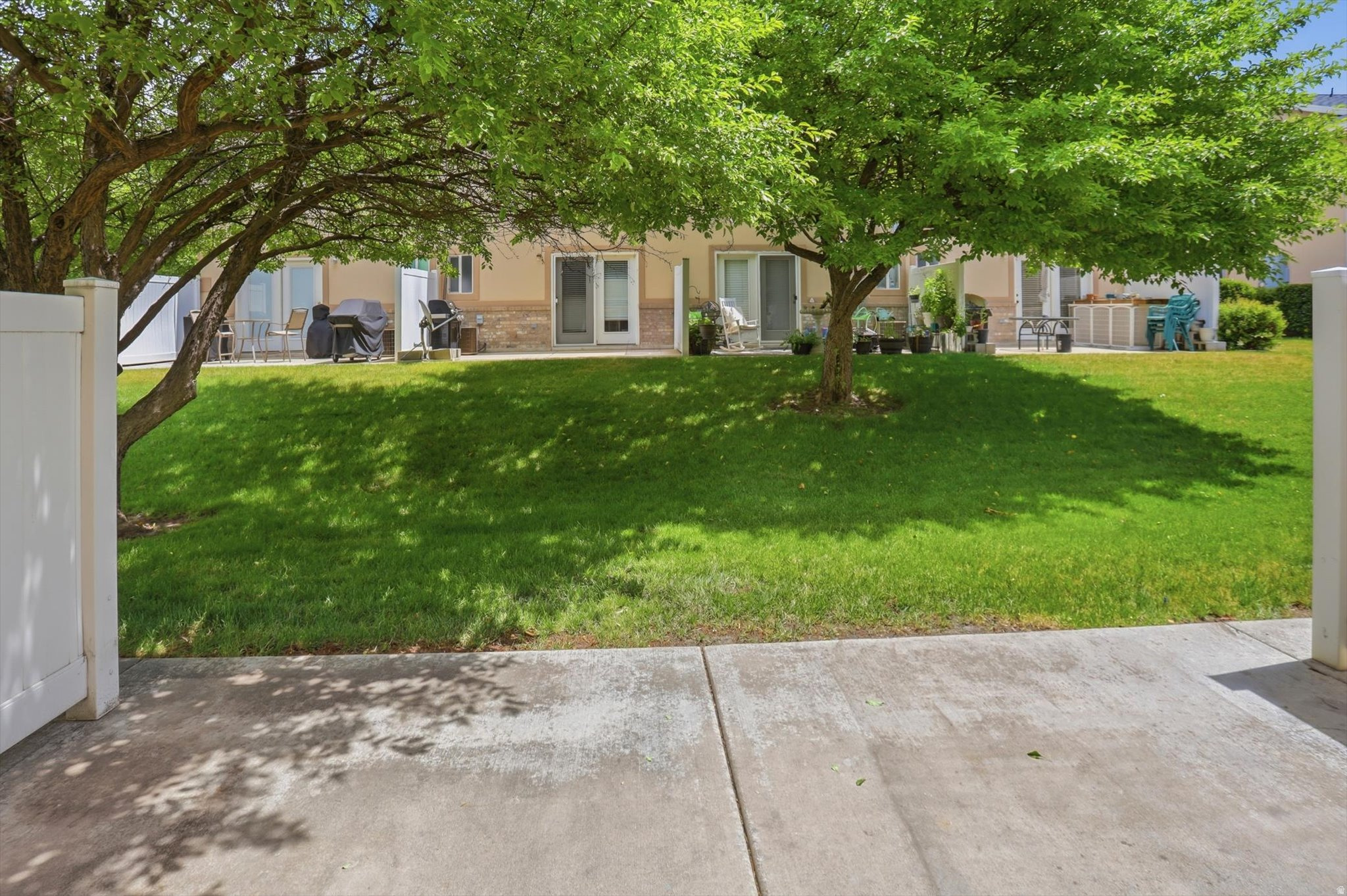 SUNBROOK - Residential