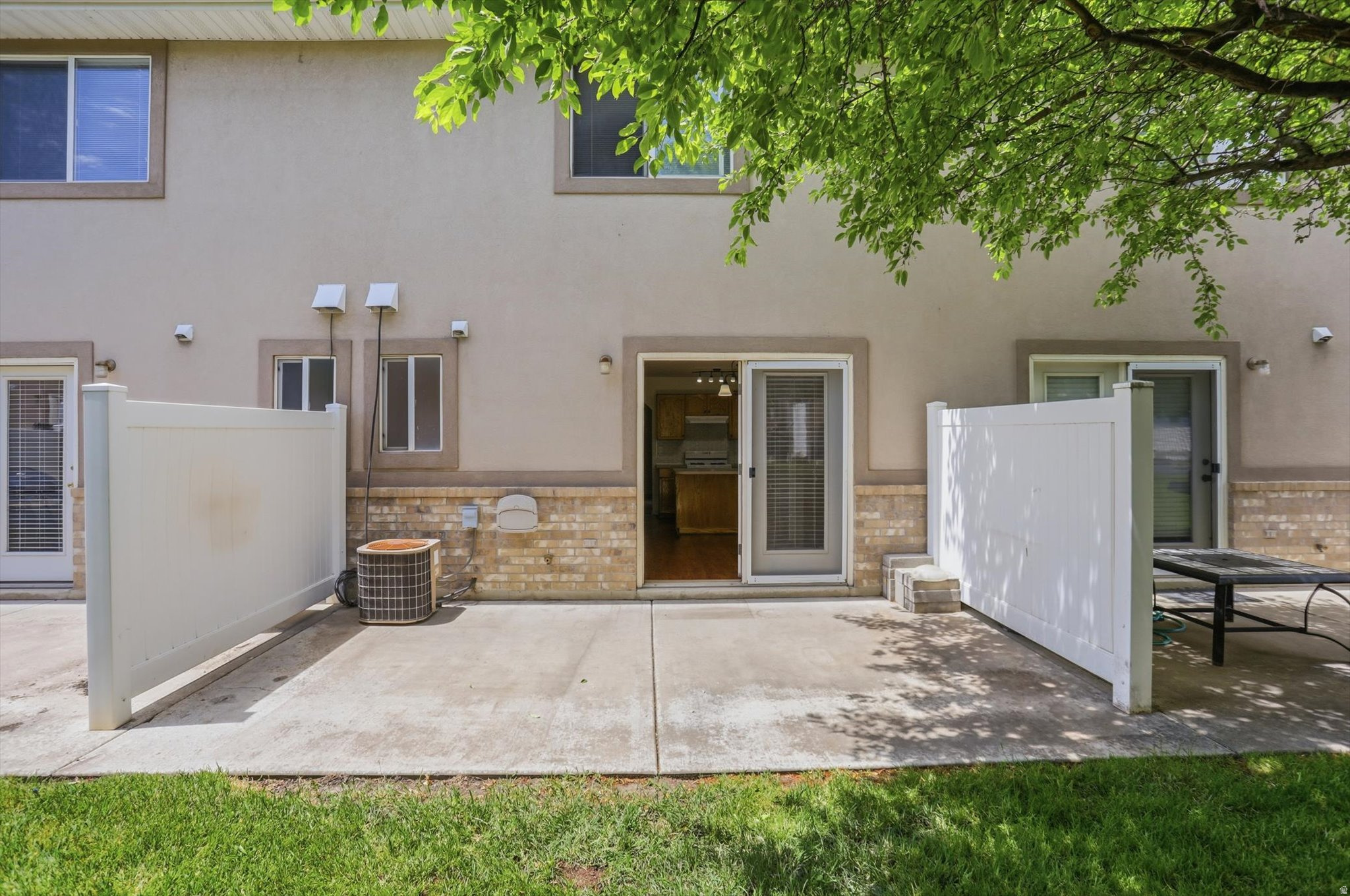 SUNBROOK - Residential