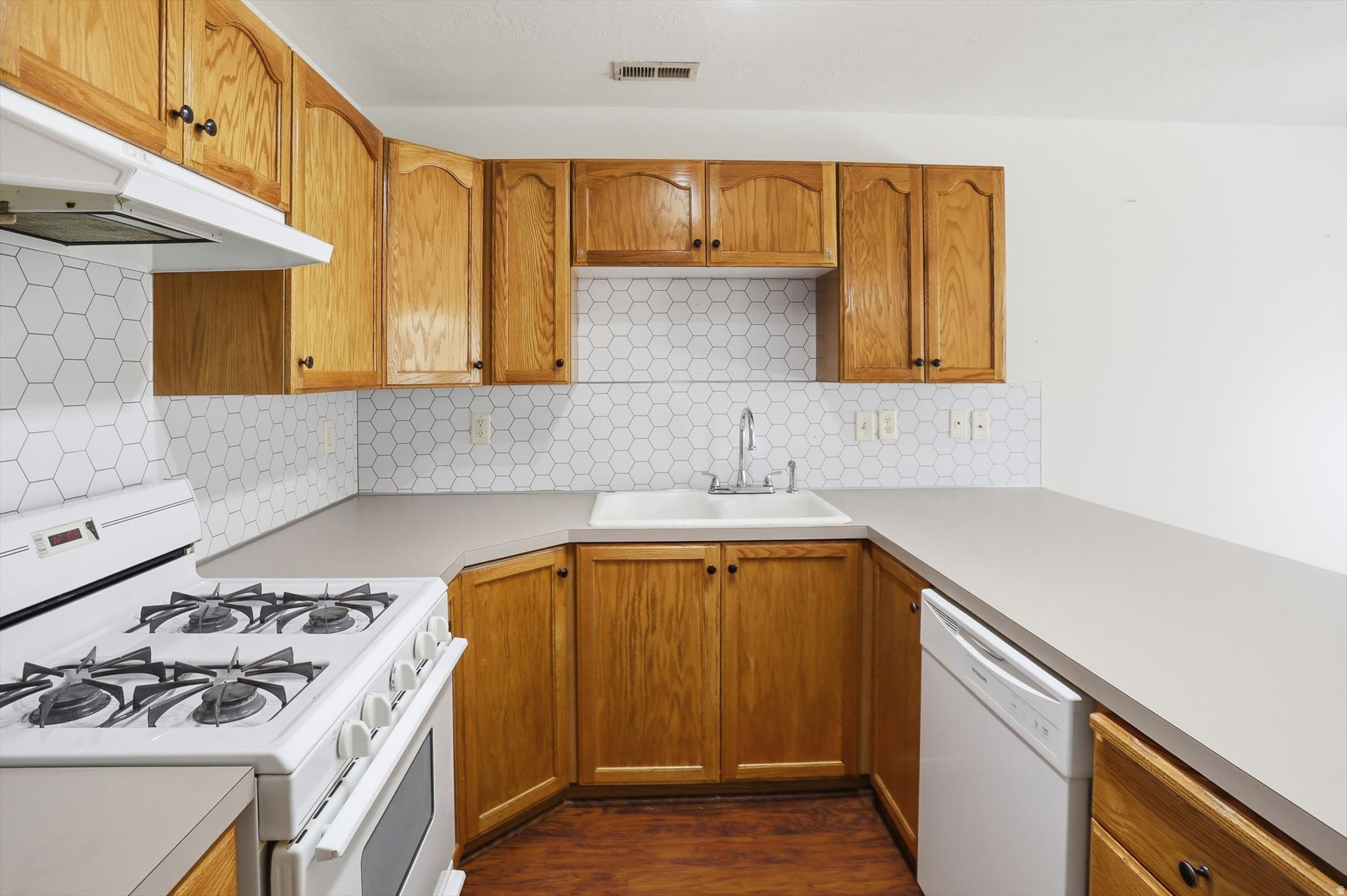 SUNBROOK - Residential