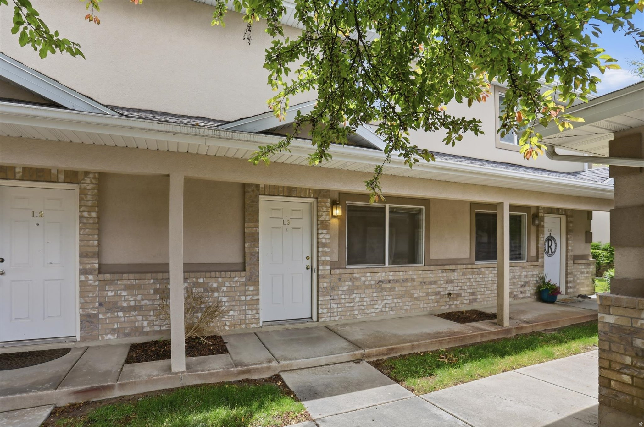 SUNBROOK - Residential
