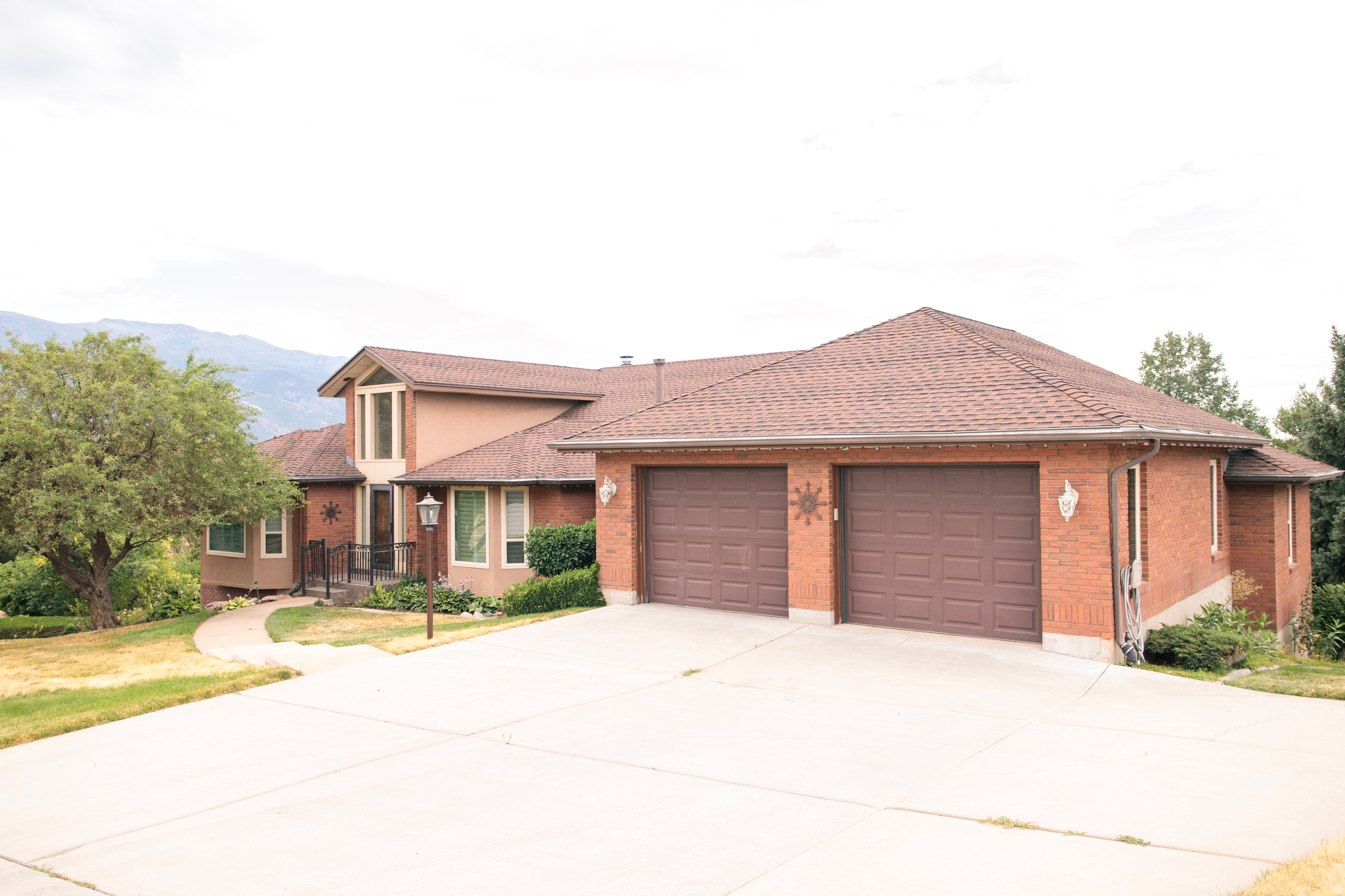 PLEASANT VALLEY ESTATES - Residential