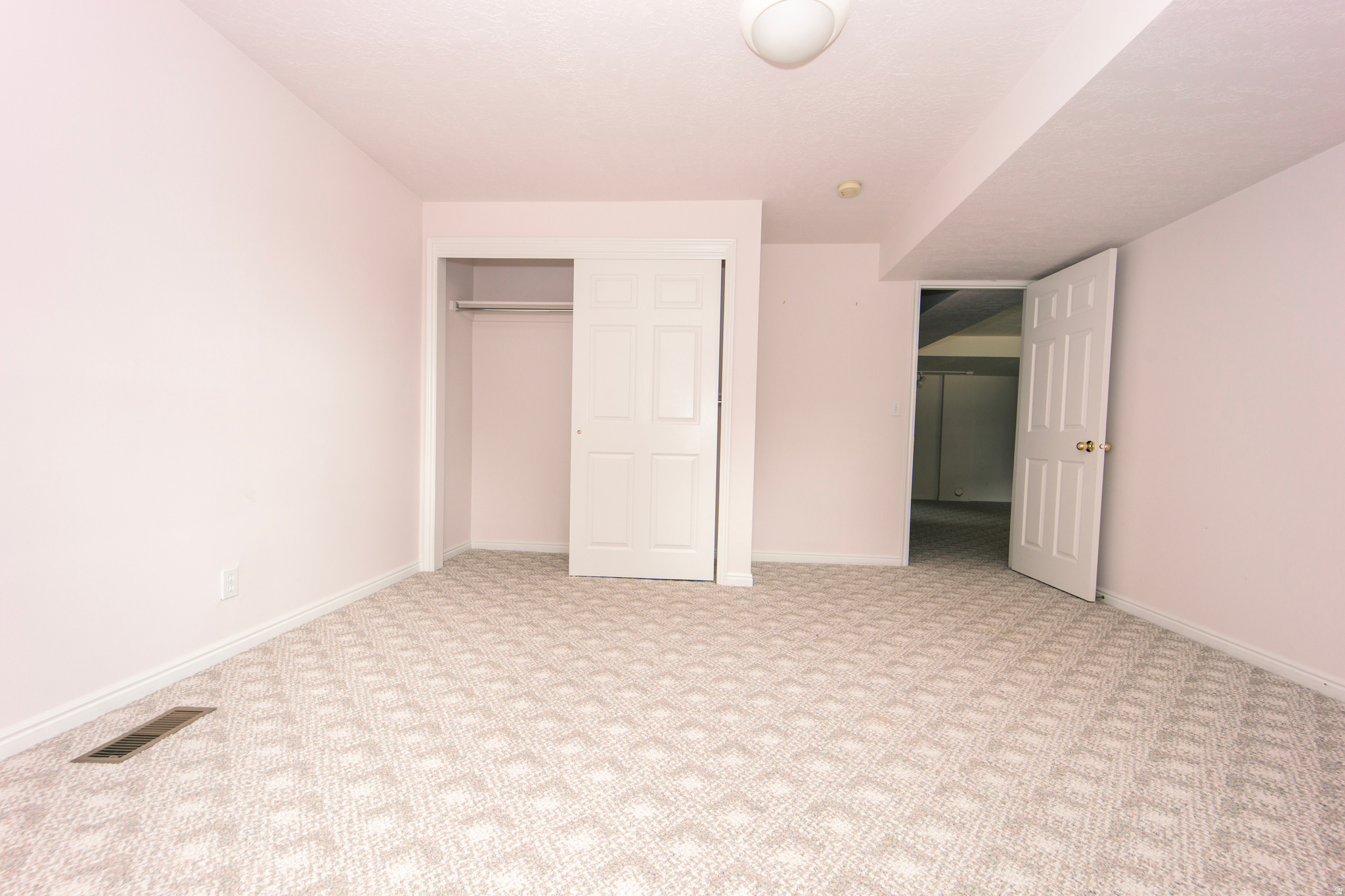 PLEASANT VALLEY ESTATES - Residential