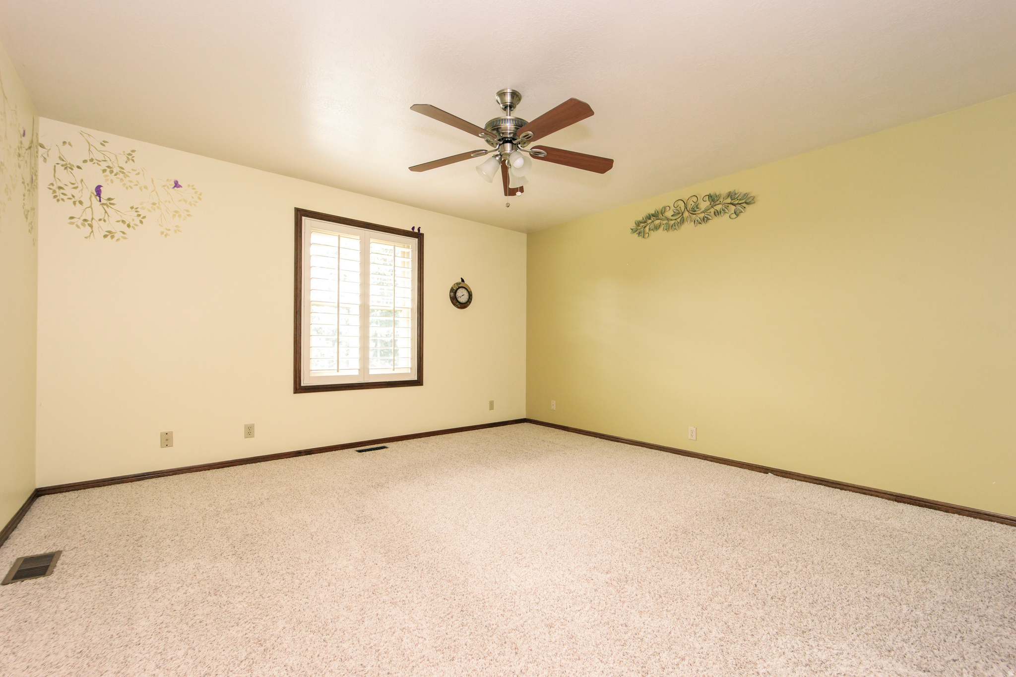 PLEASANT VALLEY ESTATES - Residential