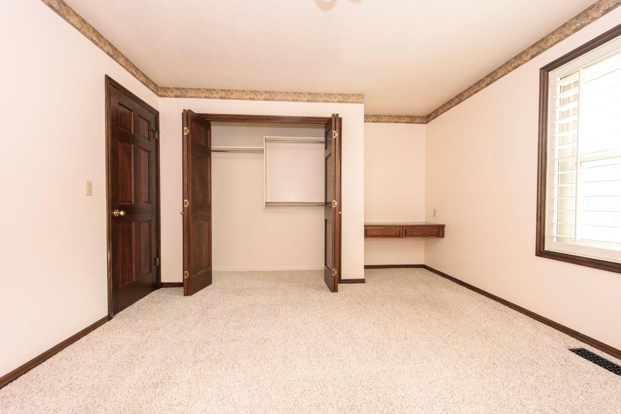 PLEASANT VALLEY ESTATES - Residential