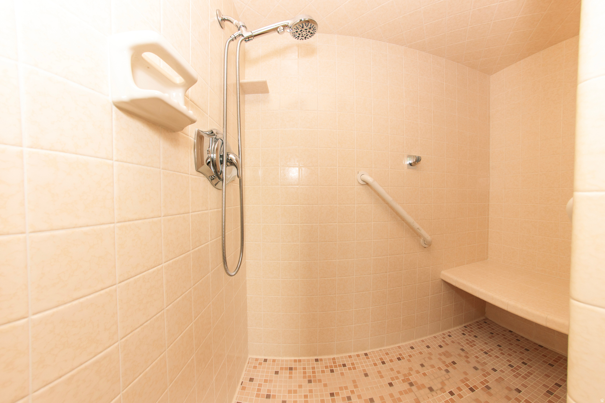 PLEASANT VALLEY ESTATES - Residential