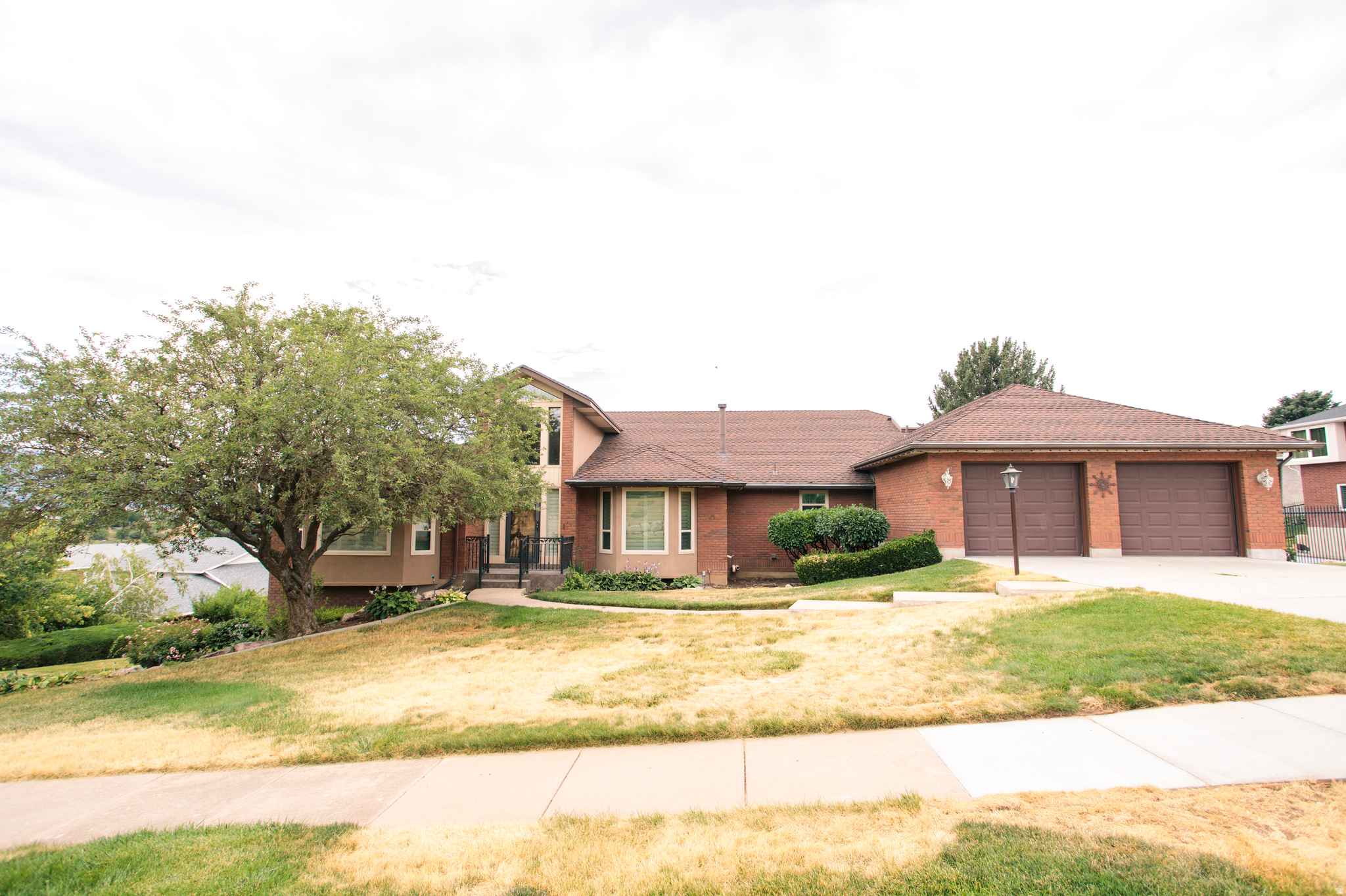 PLEASANT VALLEY ESTATES - Residential