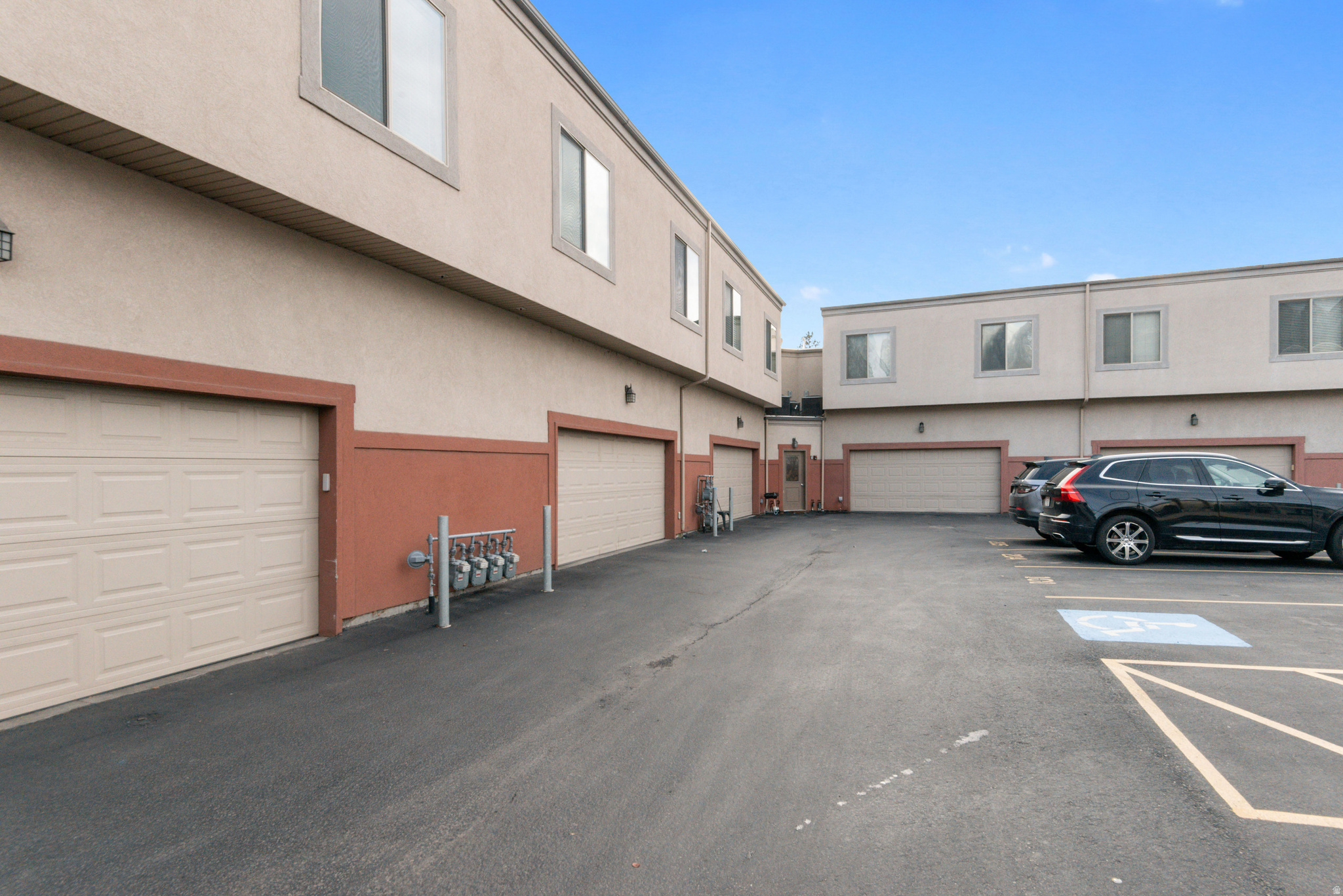 CARSON CORNER - Residential