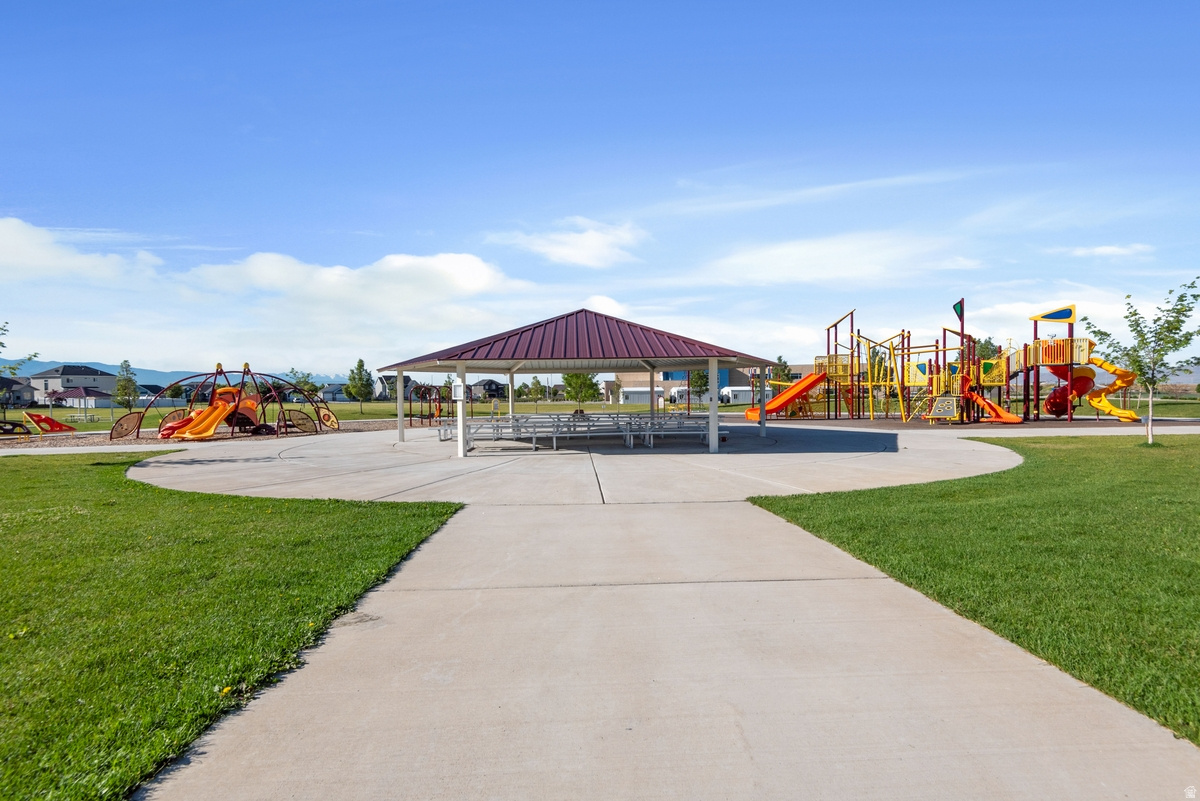 HARMONY PLACE - Residential