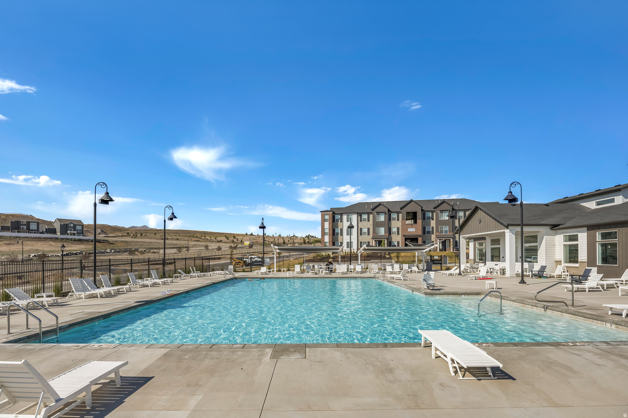 RIDGE - Residential