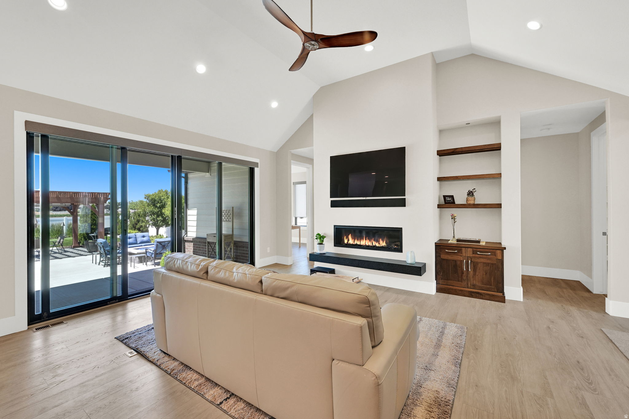 MARY'S MEADOWS - Residential