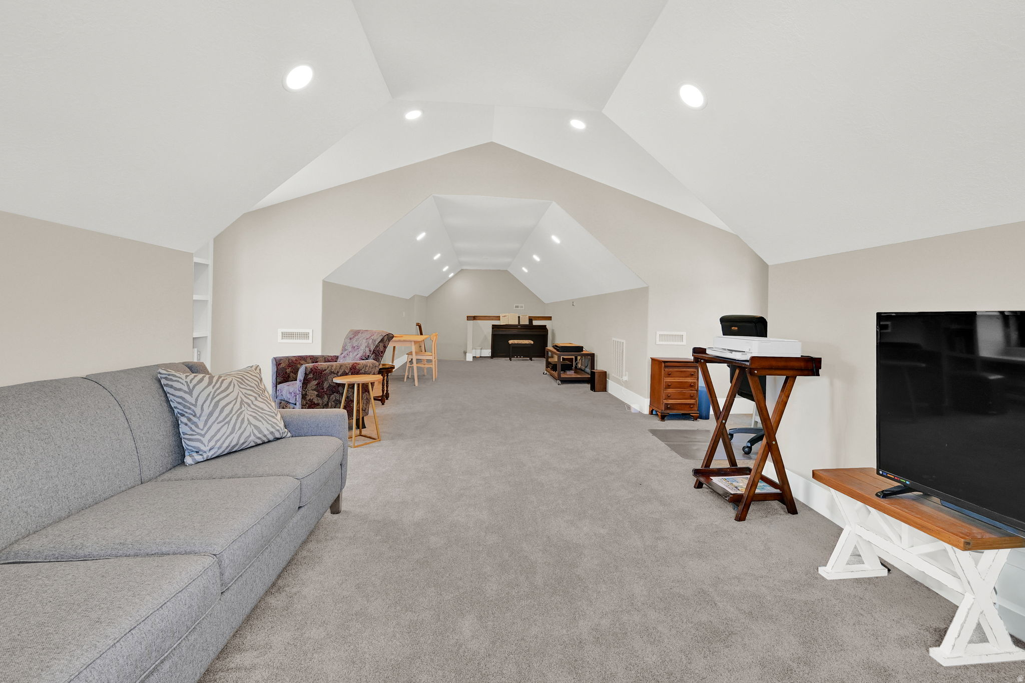 MARY'S MEADOWS - Residential