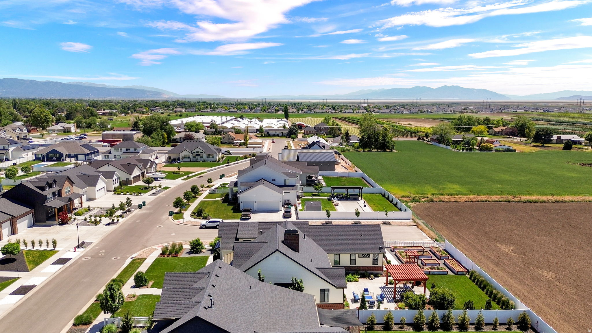 MARY'S MEADOWS - Residential