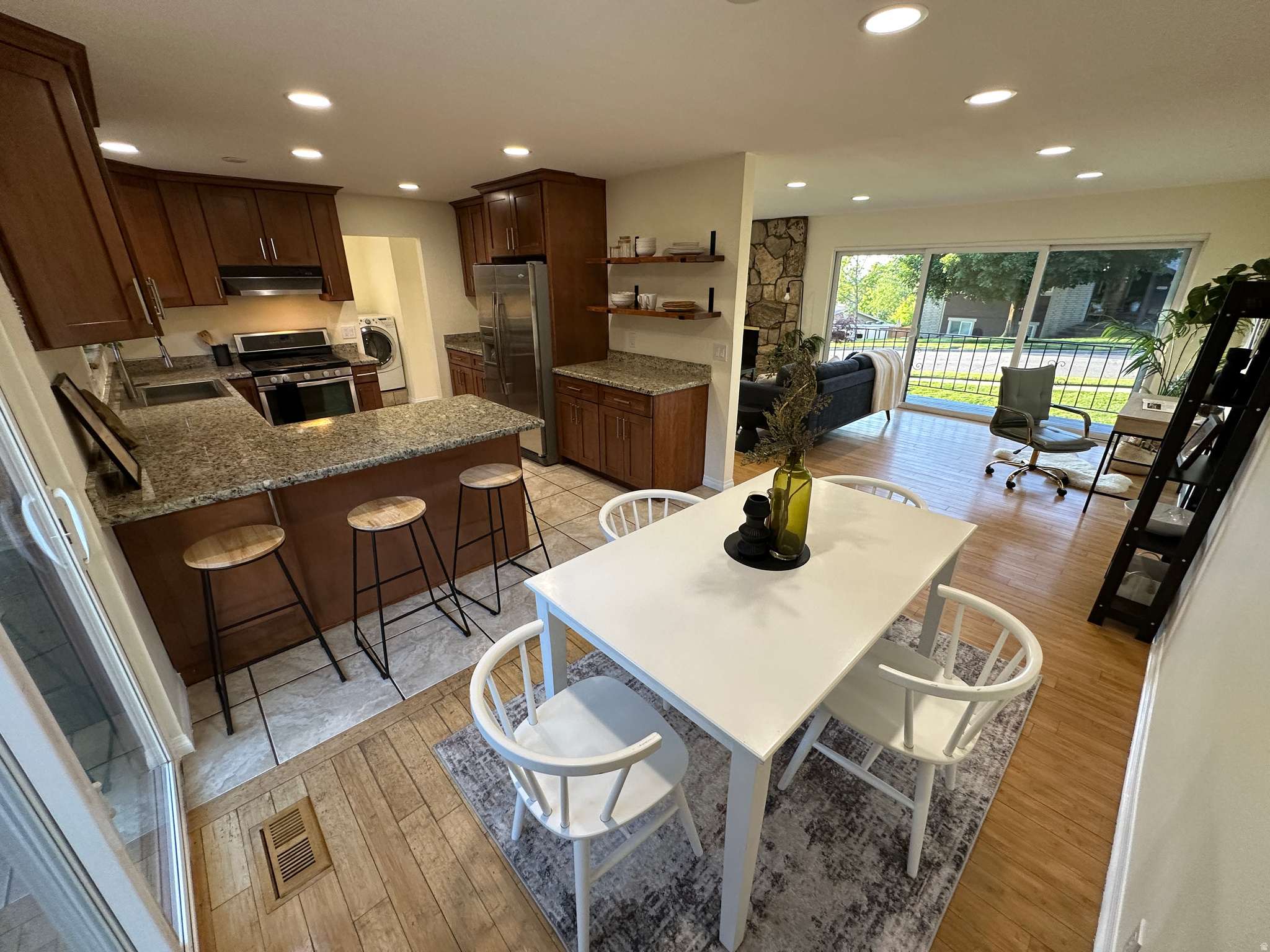 COTTONWOOD - Residential