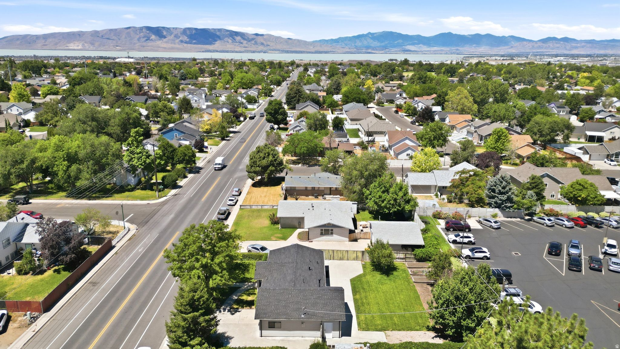 MELANIE GARDENS - Residential