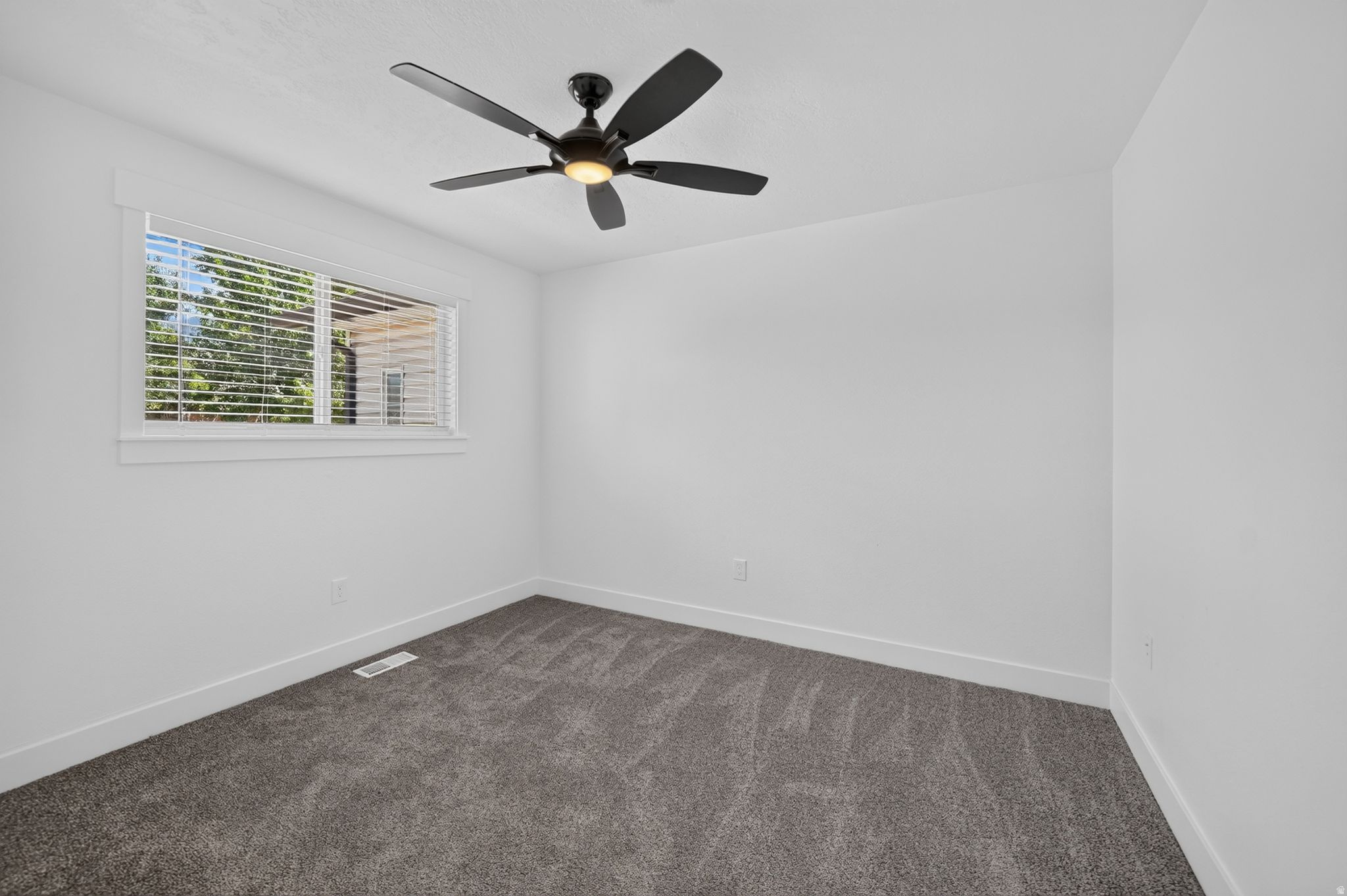 MELANIE GARDENS - Residential