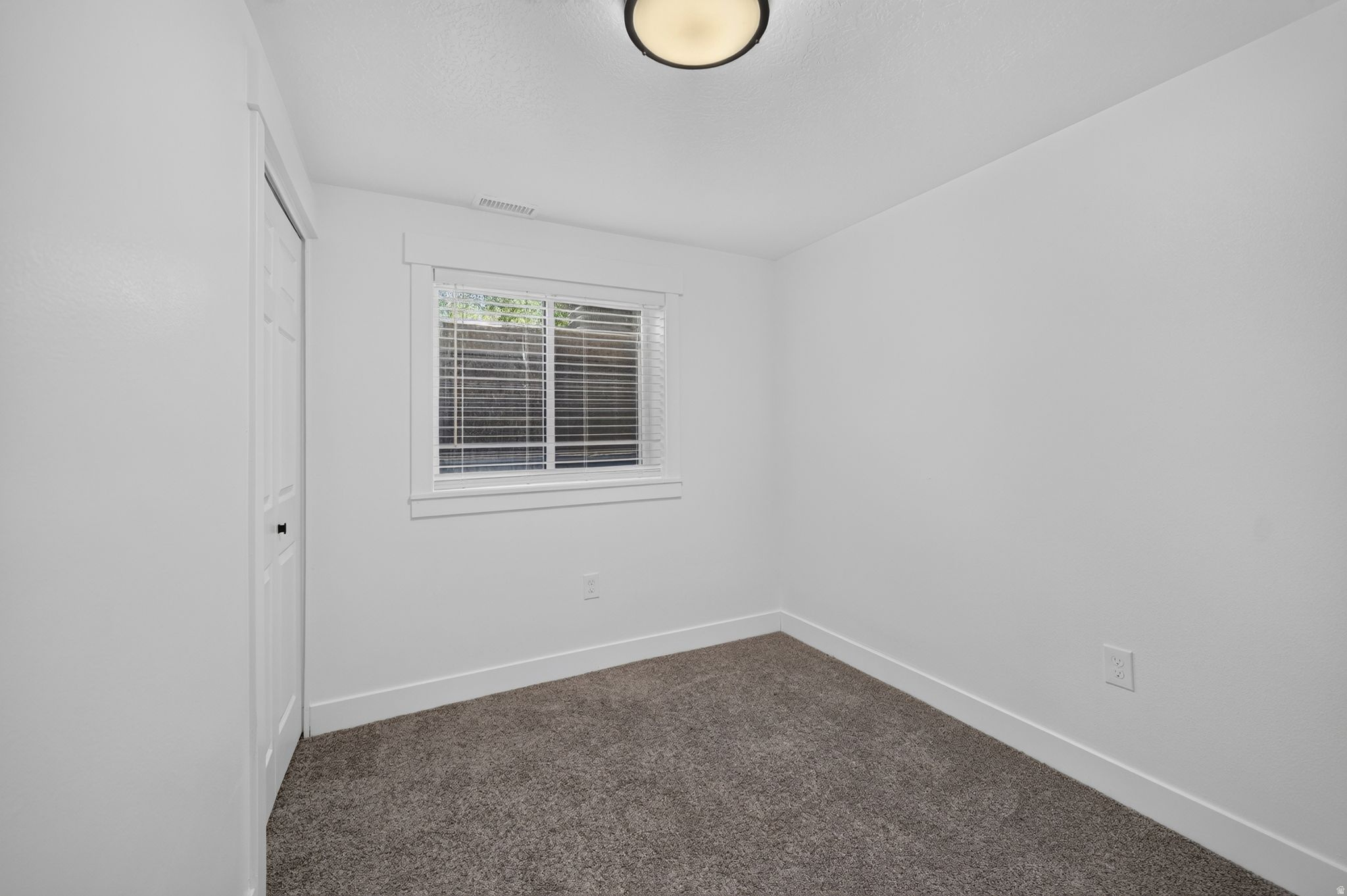 MELANIE GARDENS - Residential