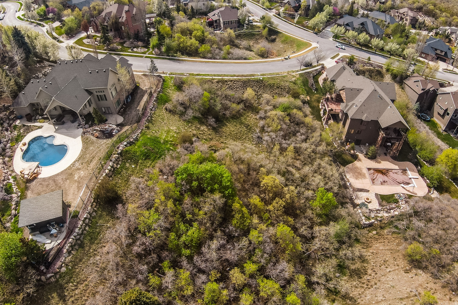 SUMMERWOOD ESTATES - Land