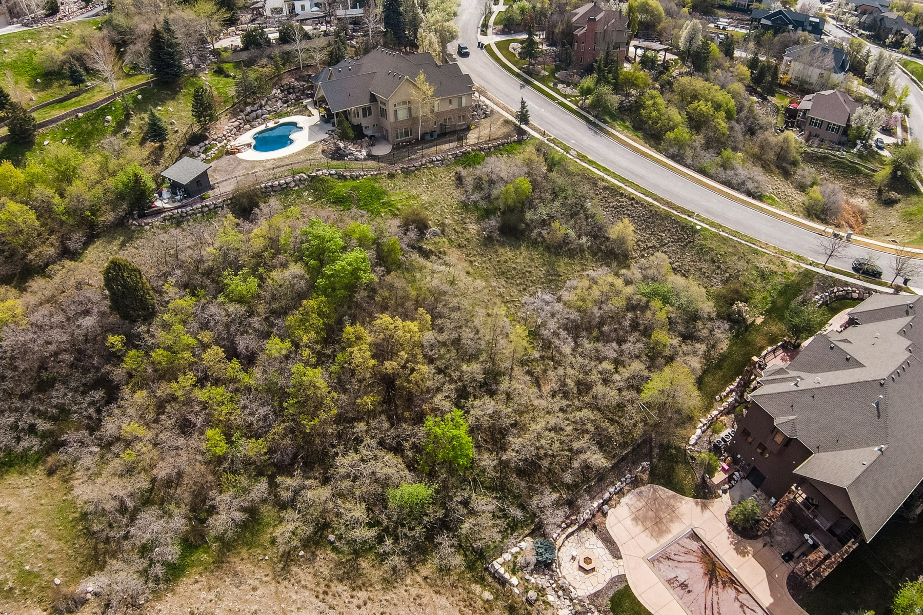 SUMMERWOOD ESTATES - Land
