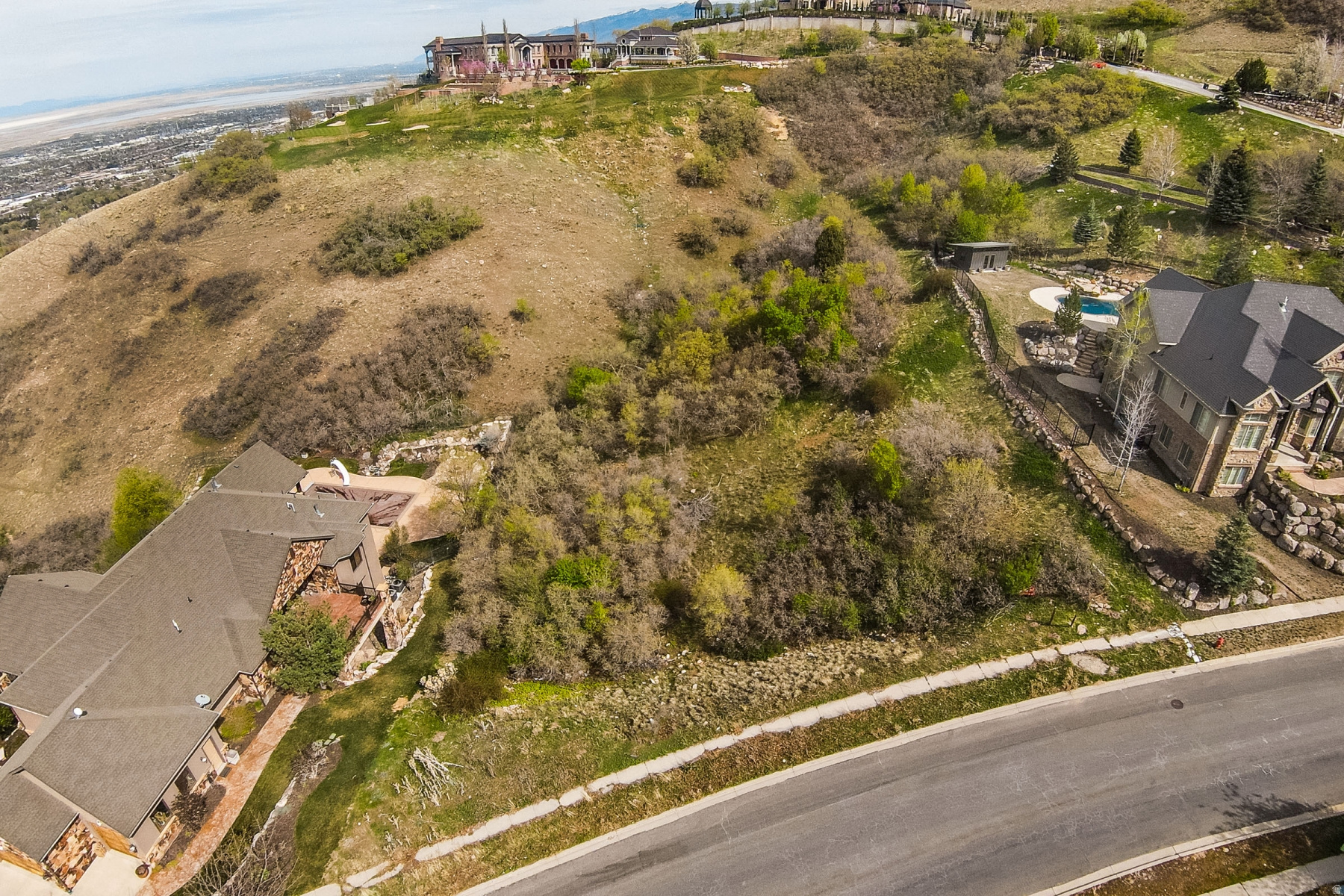 SUMMERWOOD ESTATES - Land