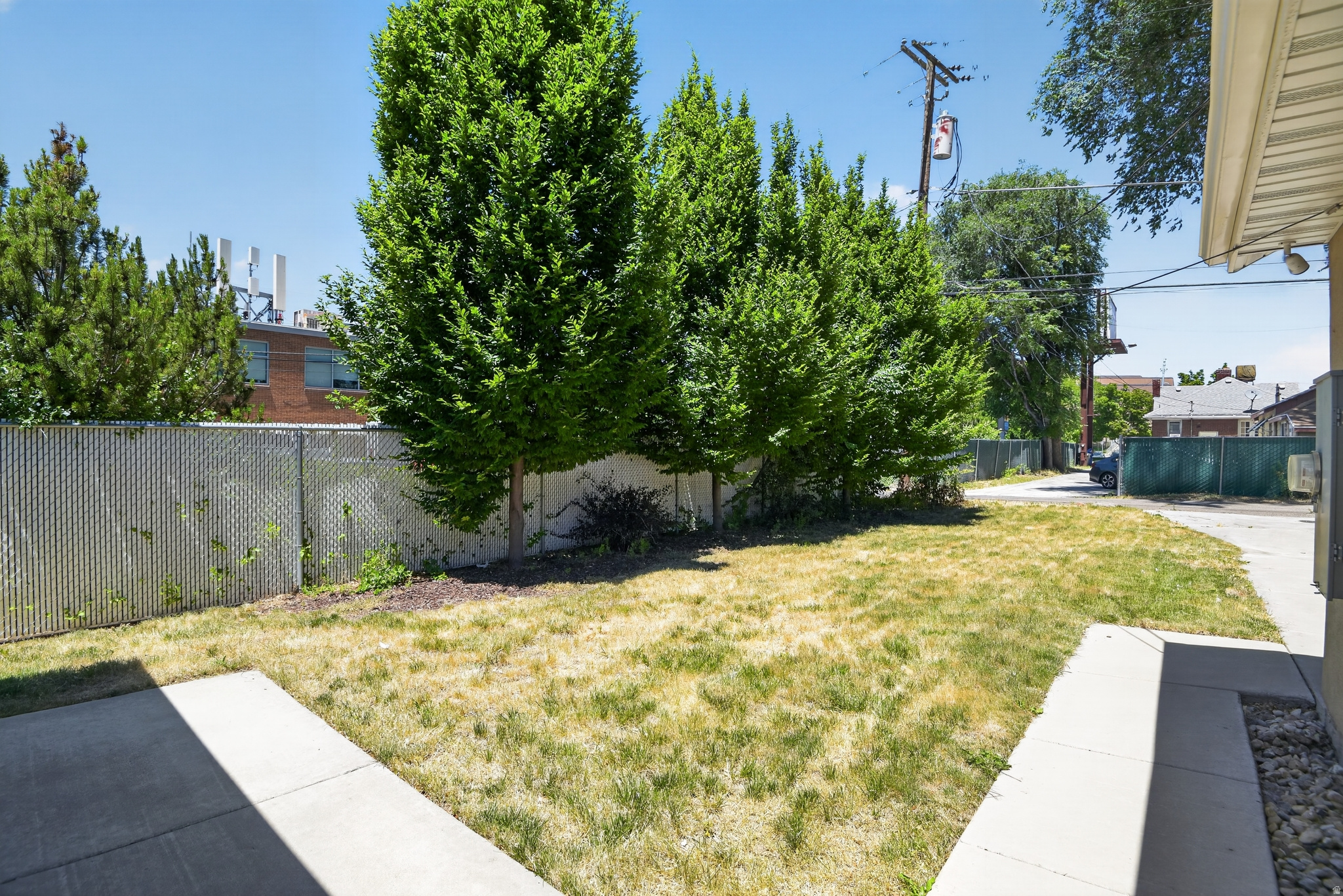 HOLLYWOOD - Residential