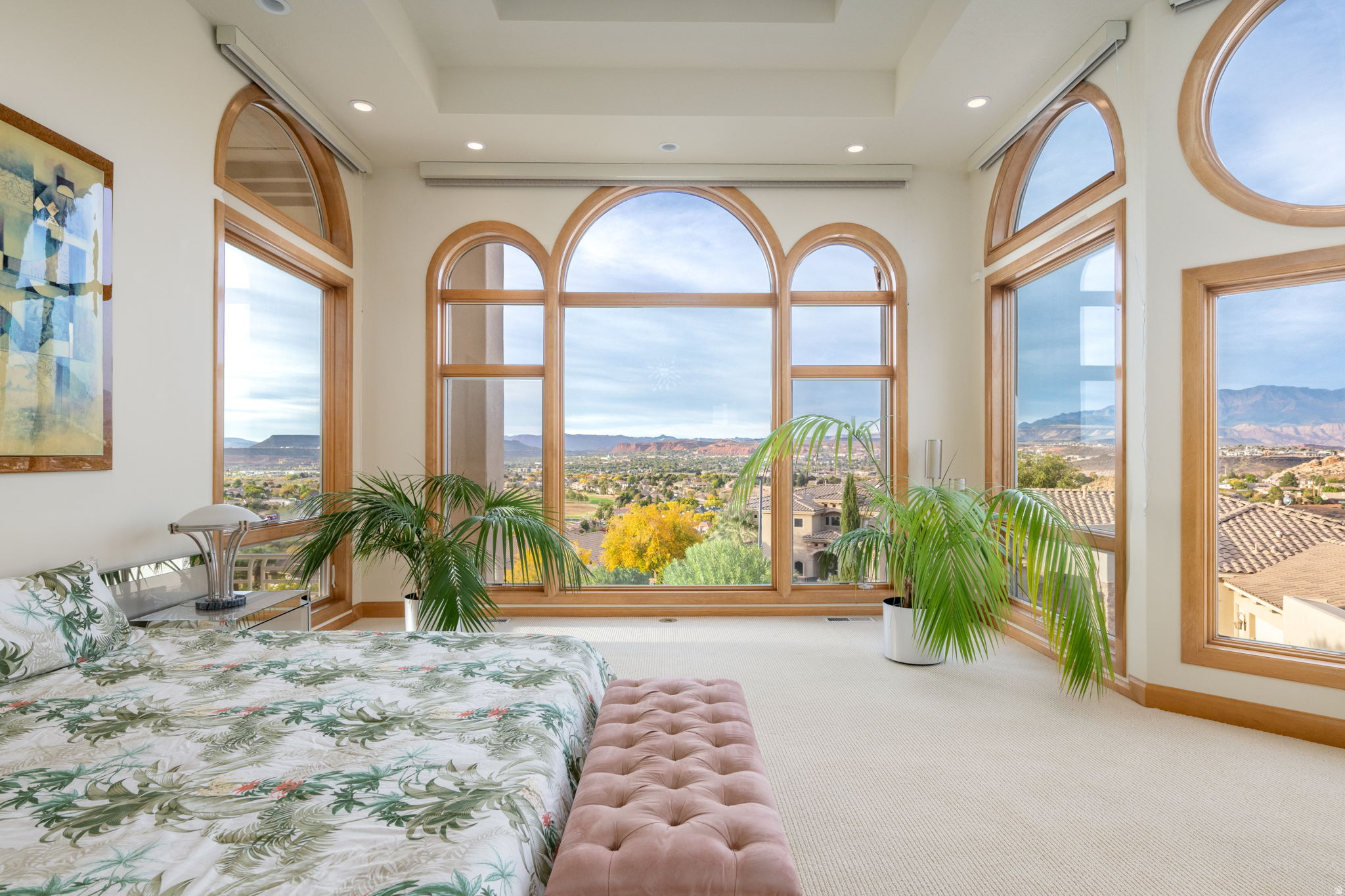FALCON POINT - Residential