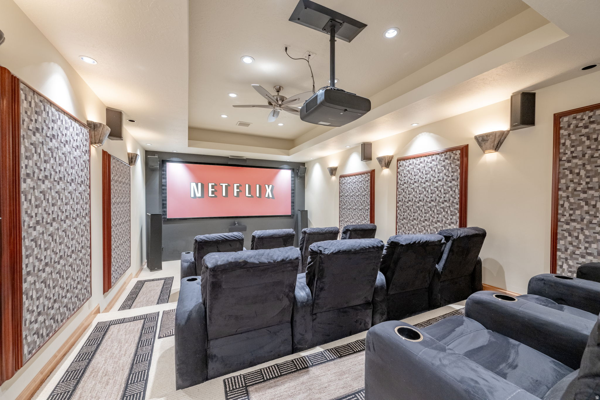 FALCON POINT - Residential